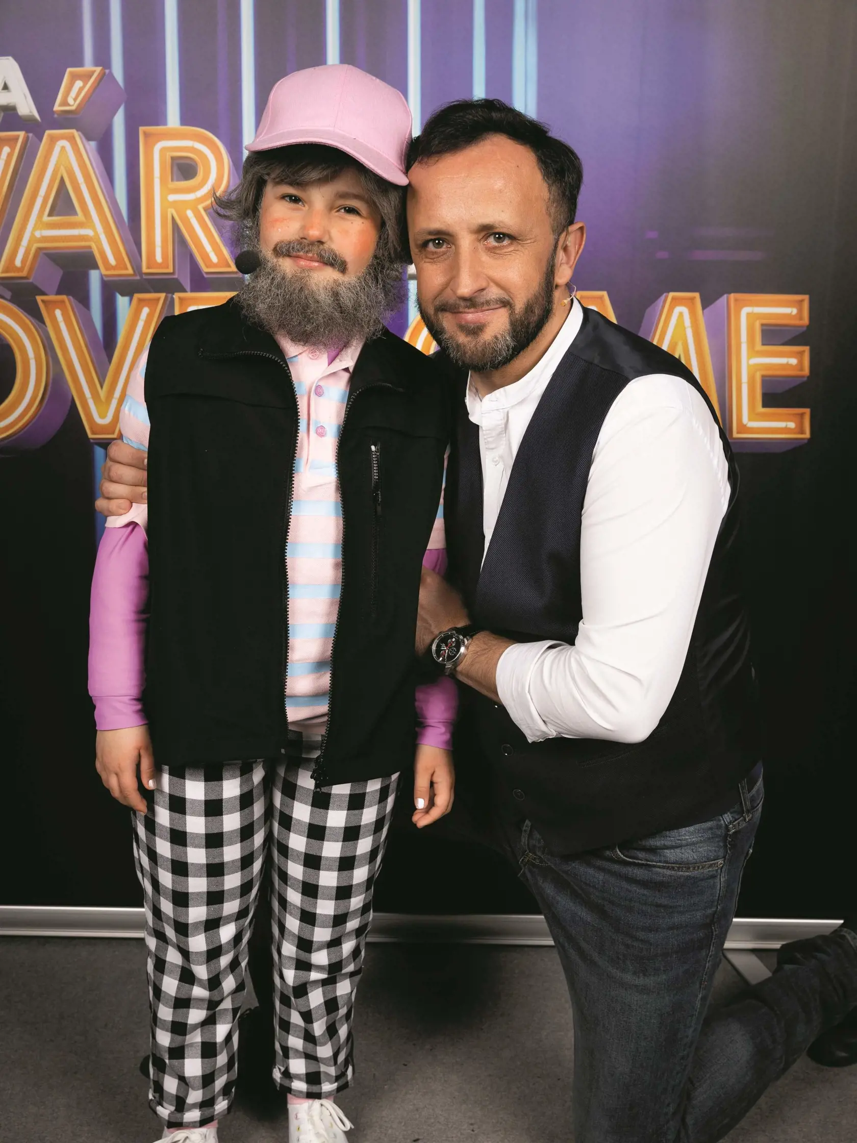 ZAMASKOVANÁ ZA STARCA Zaspievala populárnu pieseň Dance Monkey od Tones and I, jej výkon jej priniesol druhé miesto.