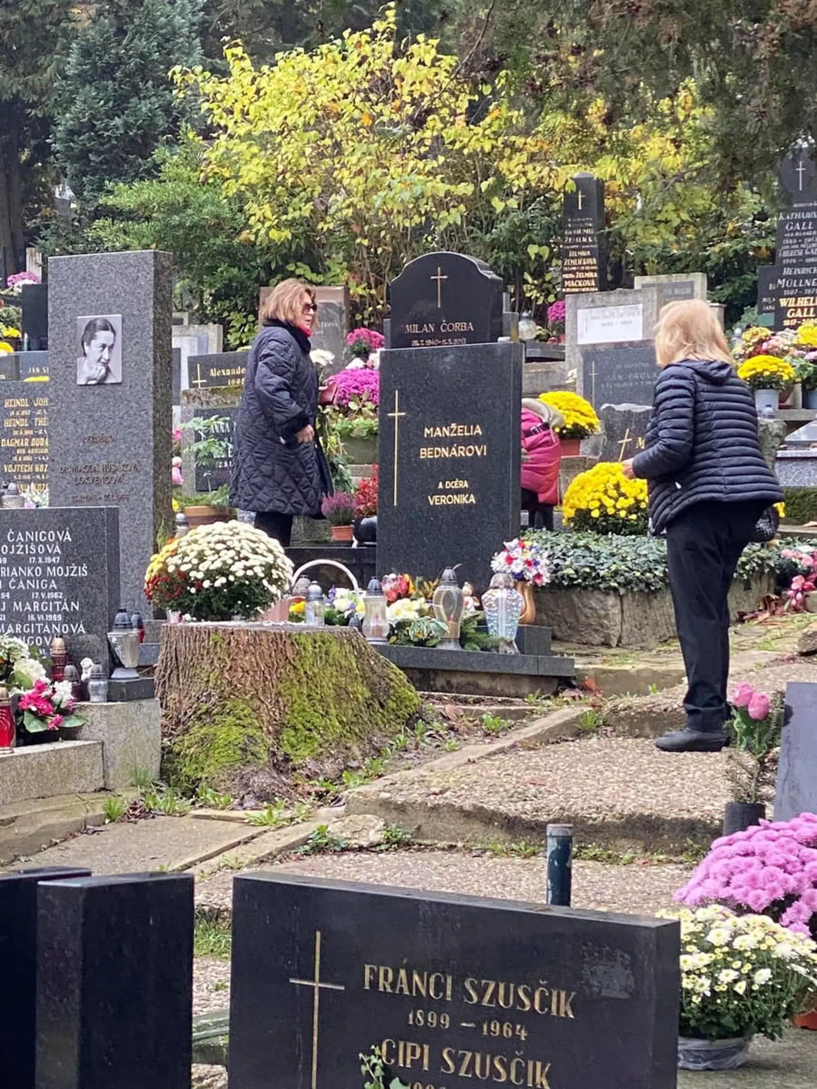 Emília Vášáryová manžela Čorbu pochovala až po troch rokoch.