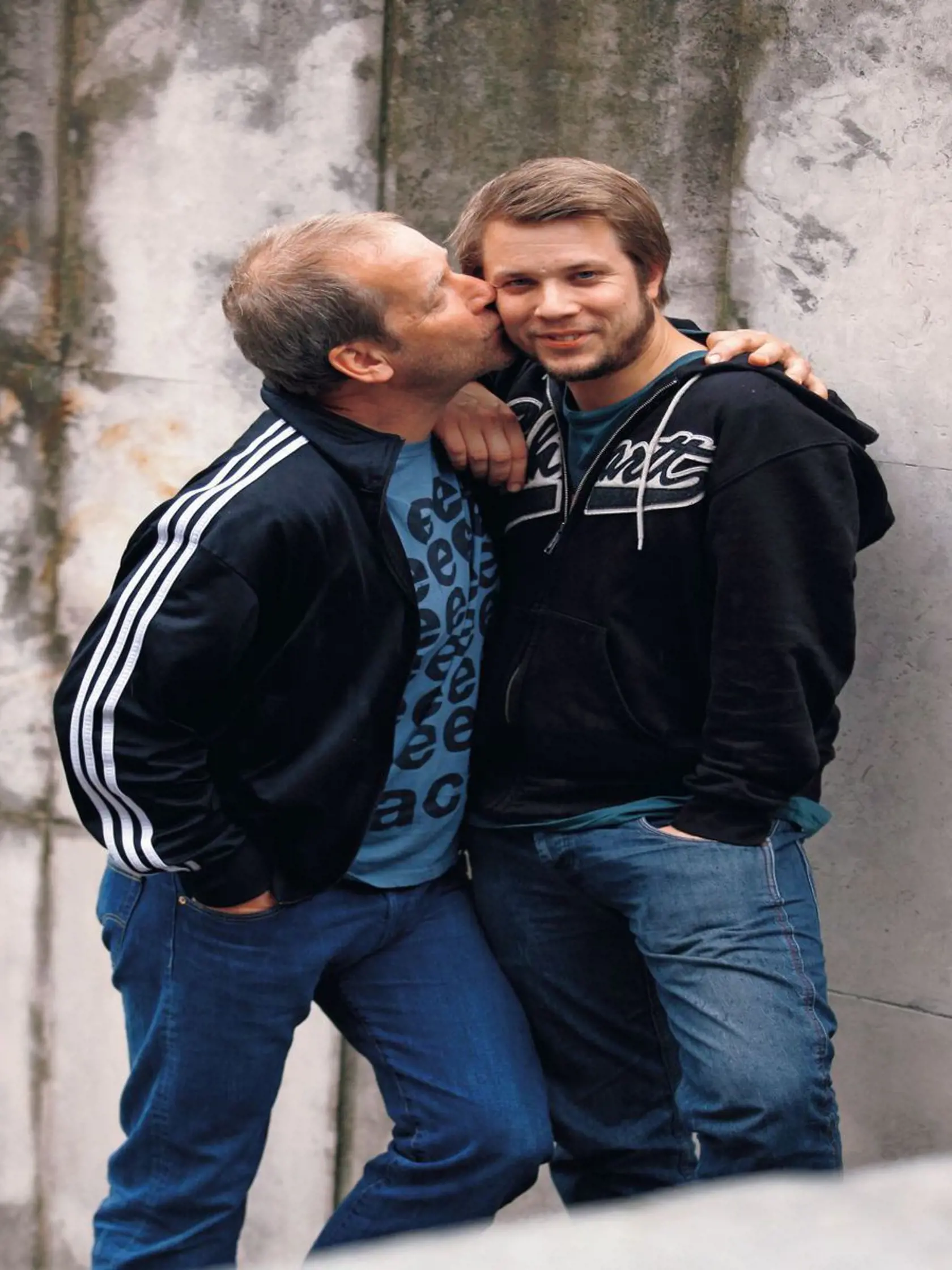 Zo syna Adama z prvého manželstva sa občas stáva