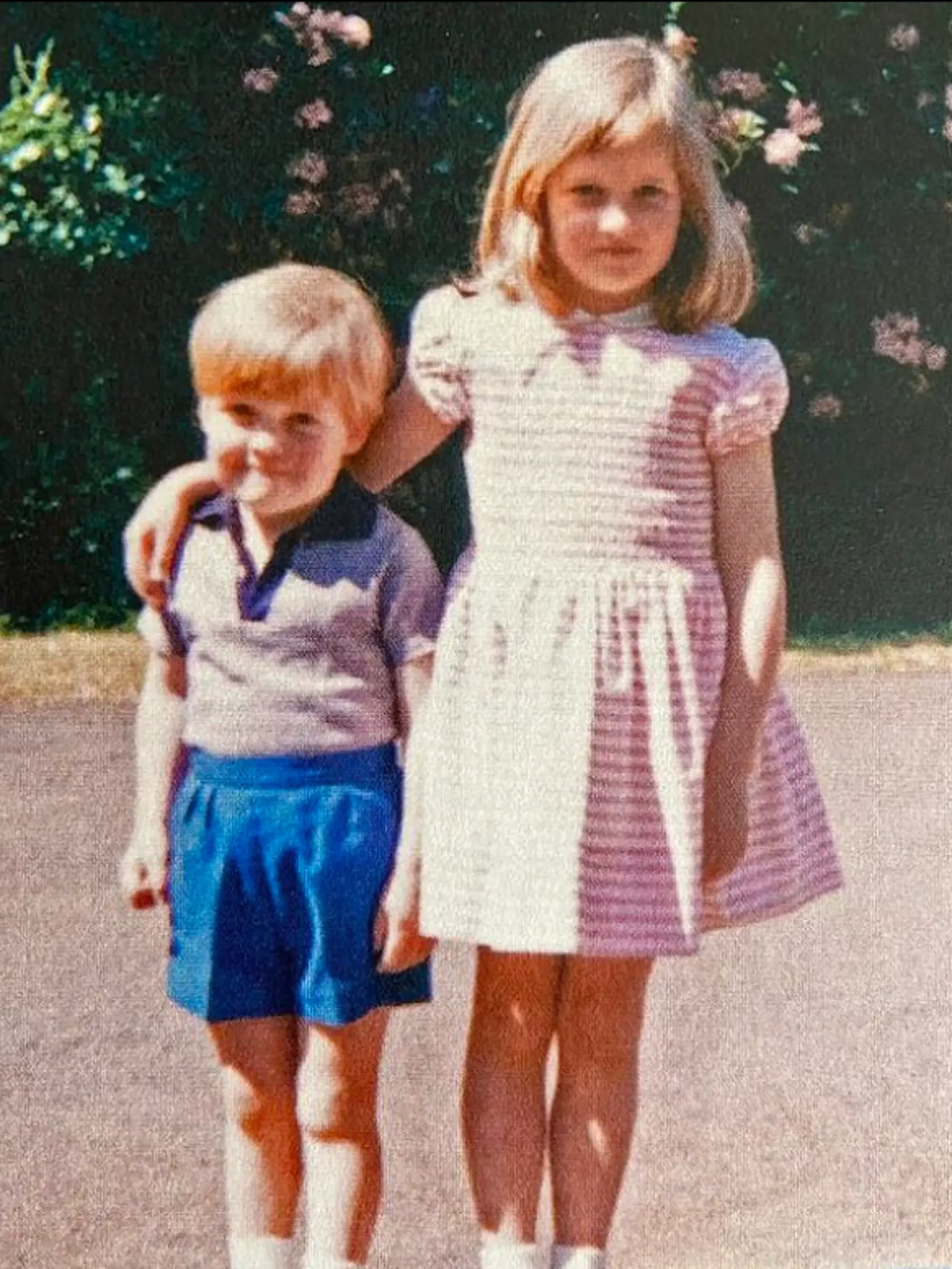 Charles Spencer a princezná Diana v roku 1967.