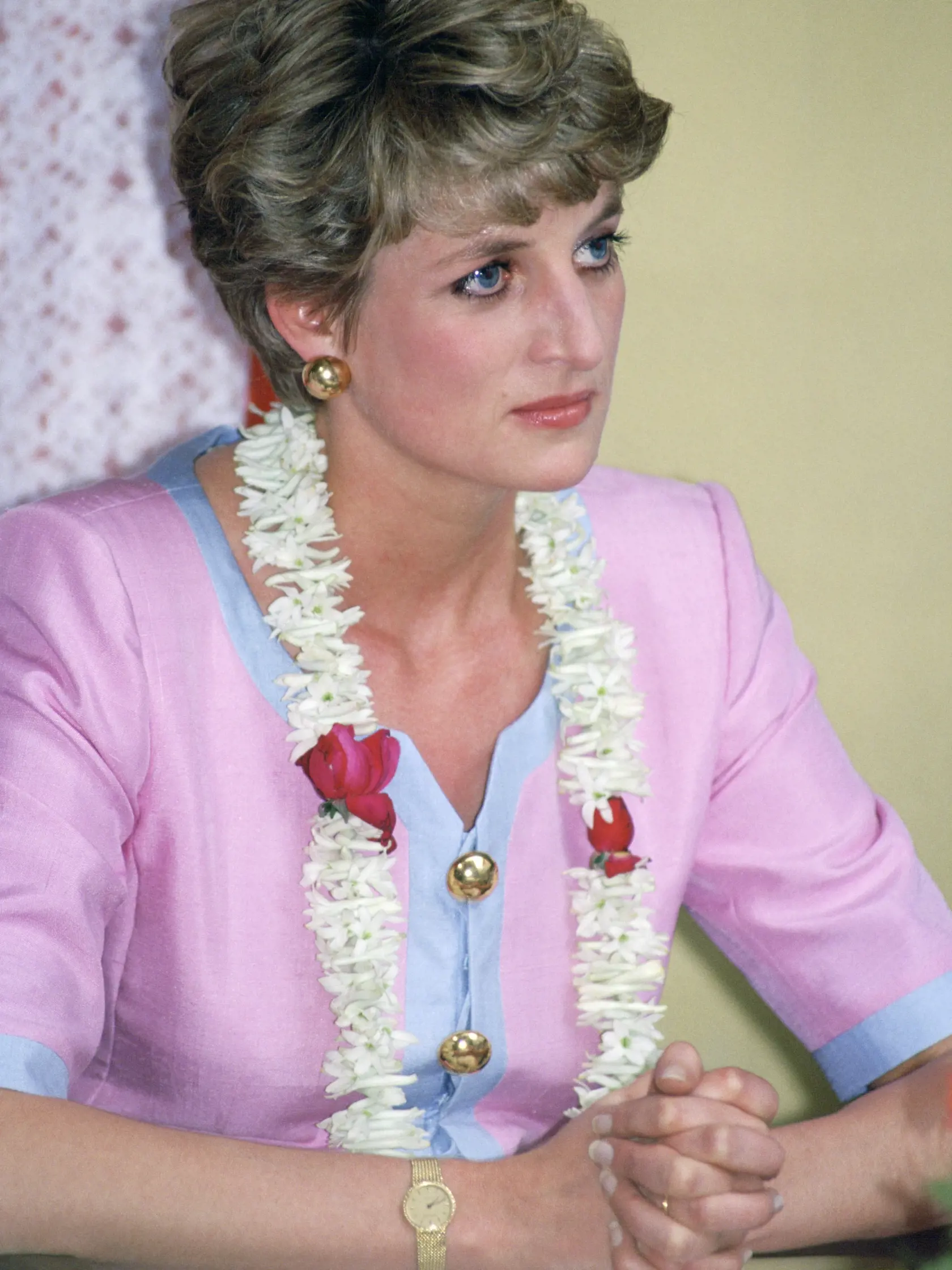 Posledné roky života princezná Diana chodievala na oficiálne cesty sama.