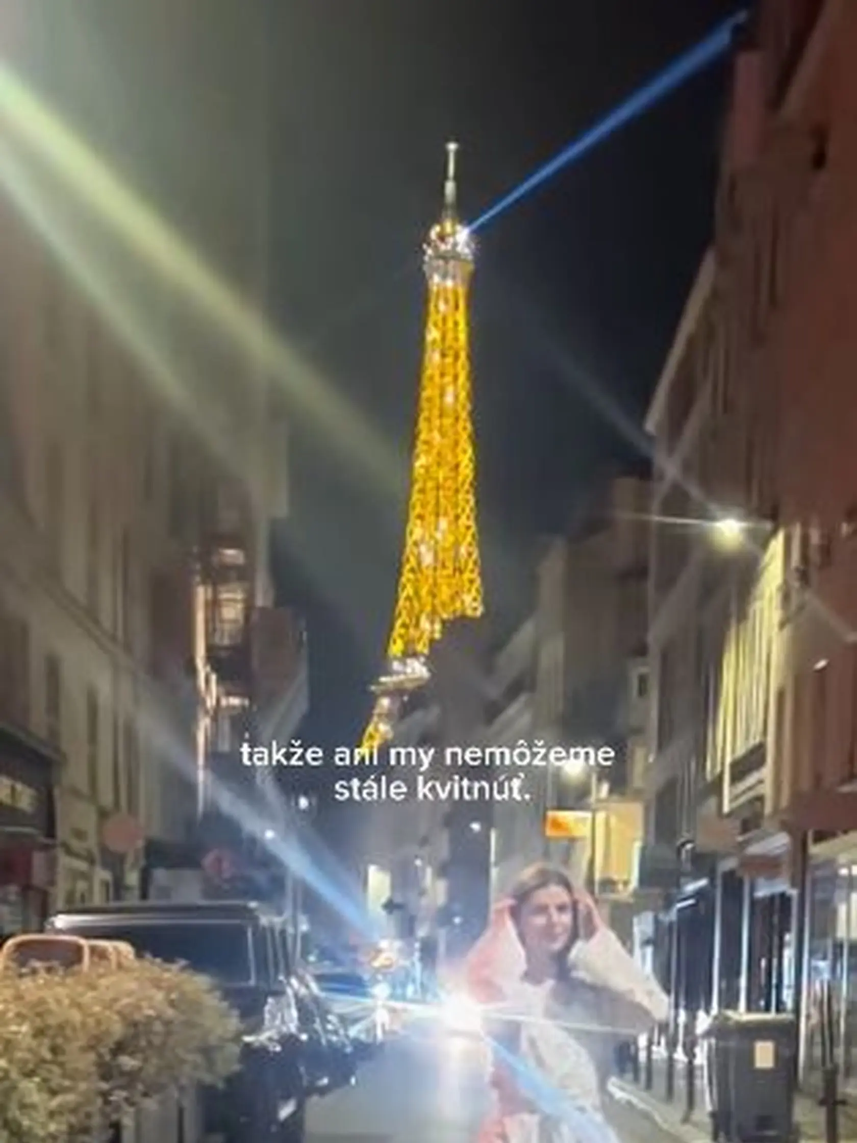 Ema zverejnila reelsko, v ktorom ukázala aj večerný Paríž.