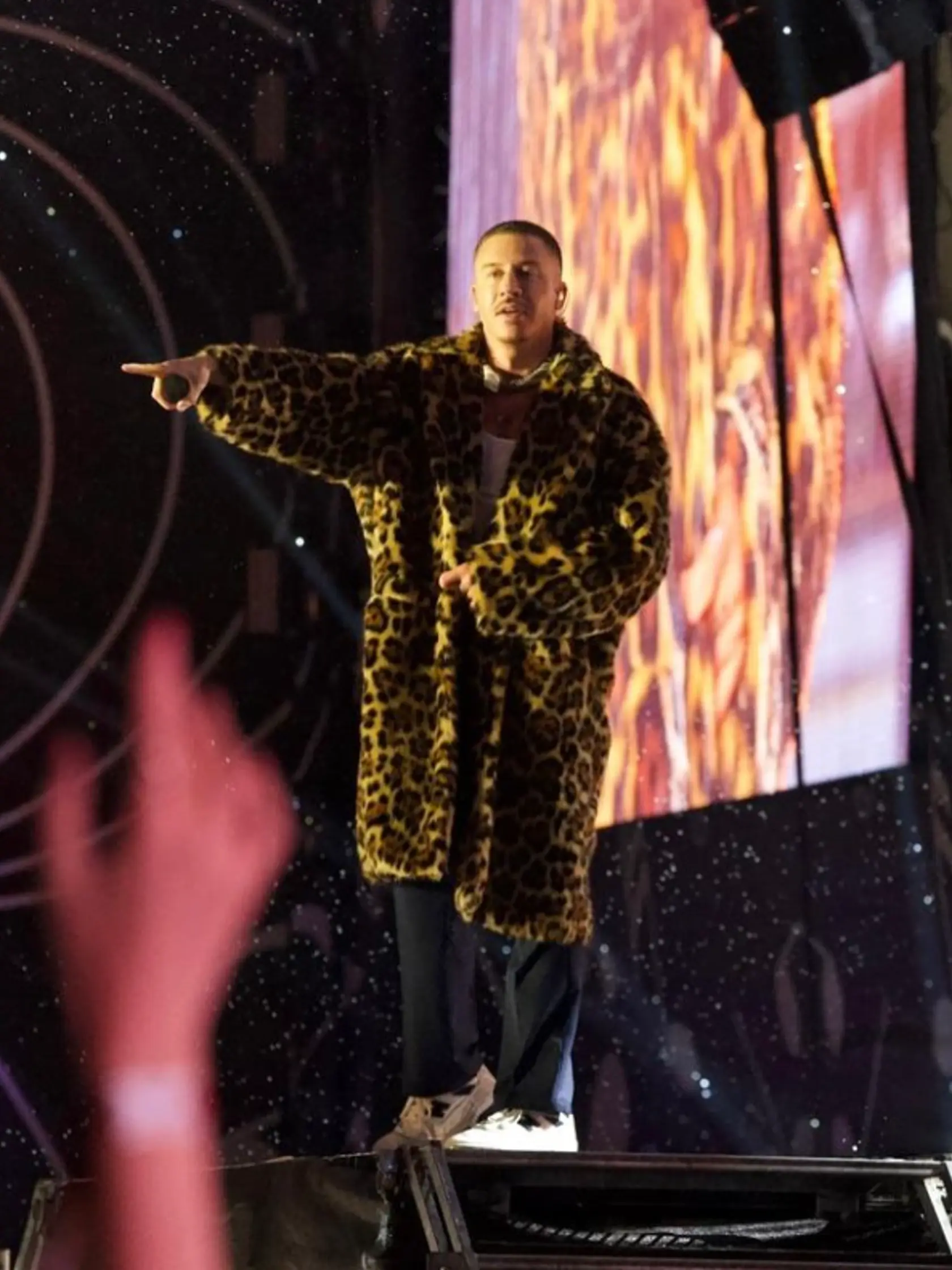 Macklemora ani jeho fanúšikov dážď nezastavil.
