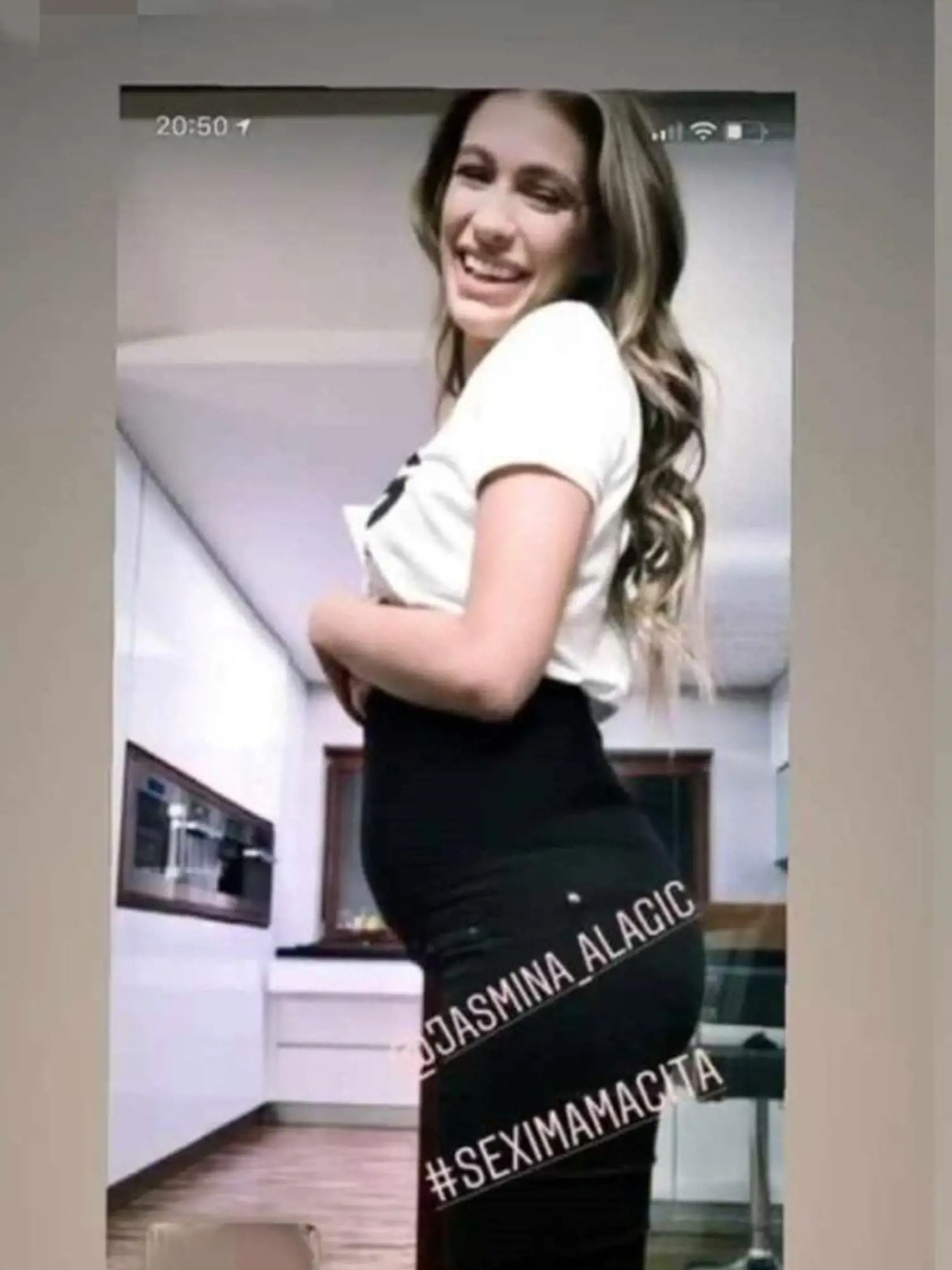 Jasmina si zaspomínala na tehotenstvo