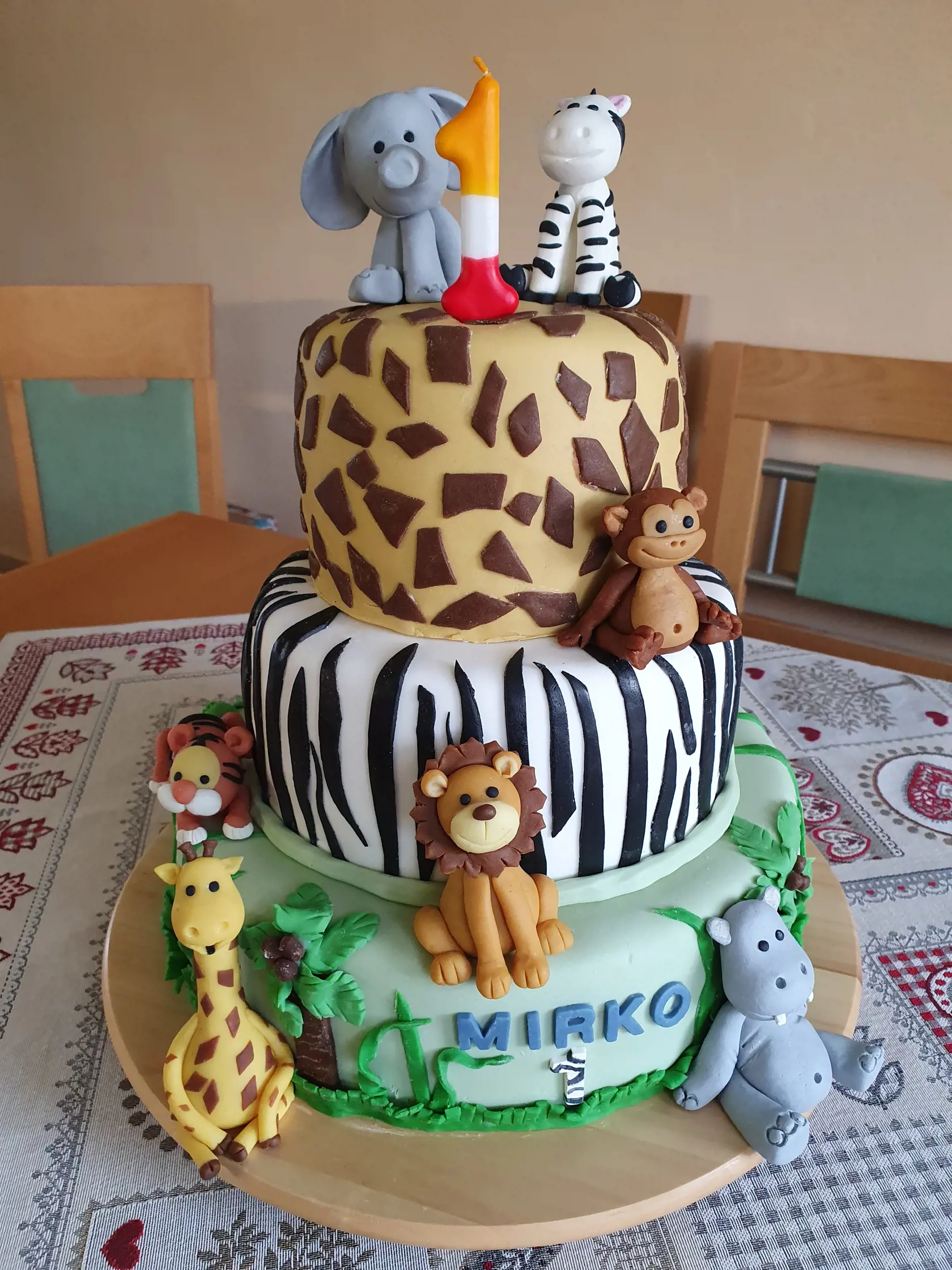 Gitka píše, že nie je cukrárka, ale pre jej najdrahšie vnúčatká sa snaží upiecť vždyčo najlepšie! A vidno, že sa jej to darí.
