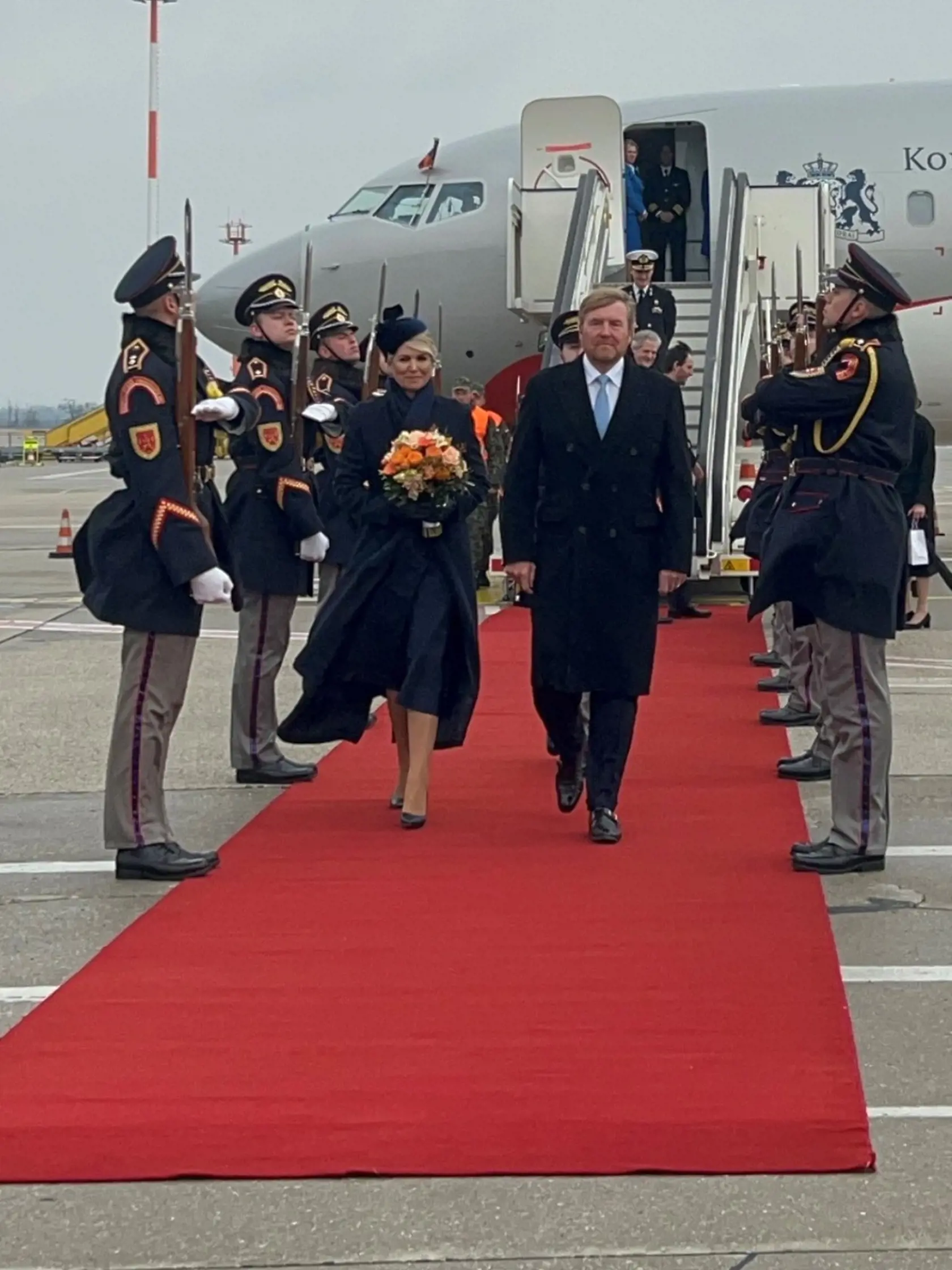 Holandský kráľovský pár priletel na Slovensko