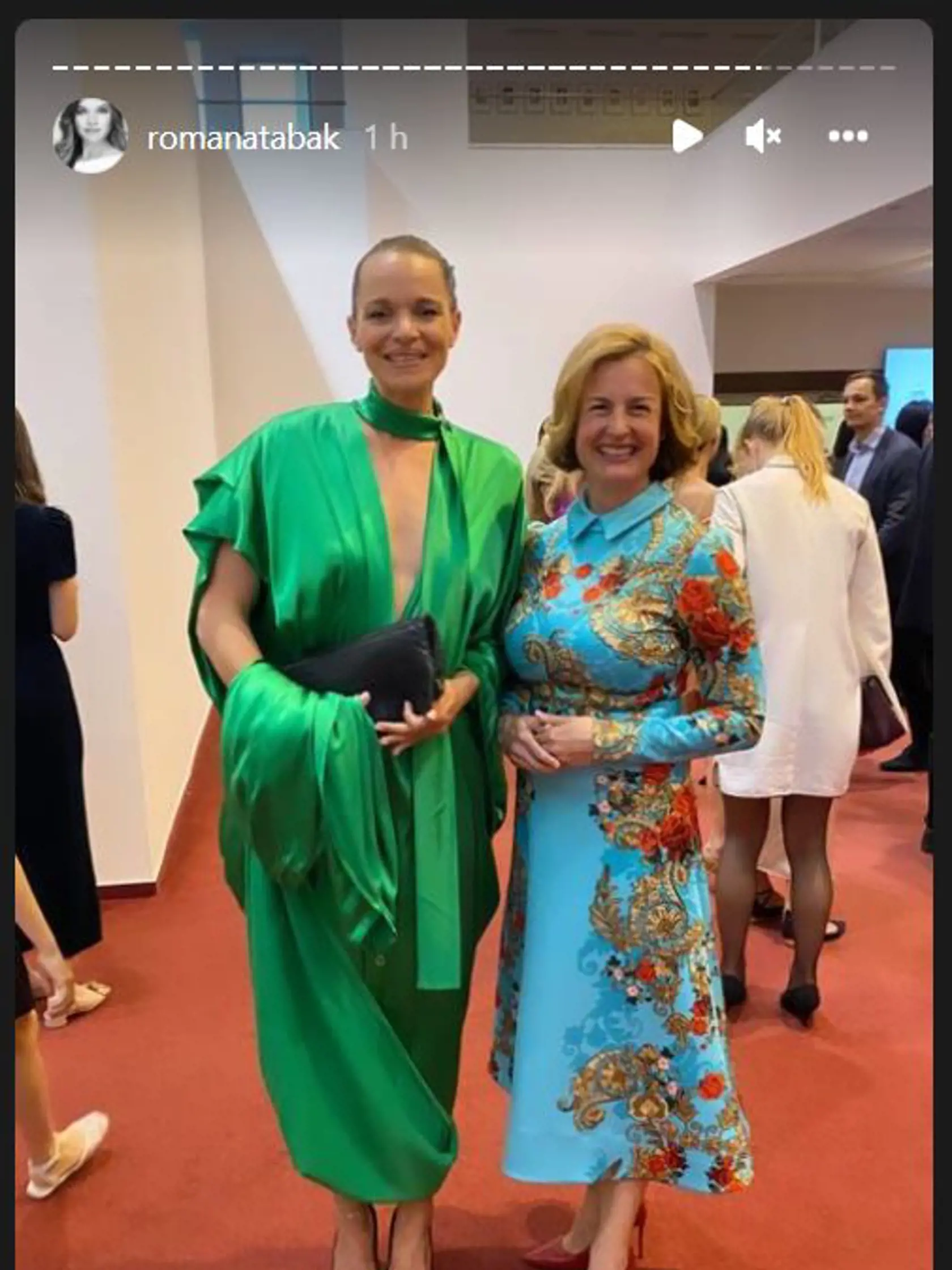 Romana Tabák sa v SND objavila po boku ministerky kultúry Natálie Milanovej.