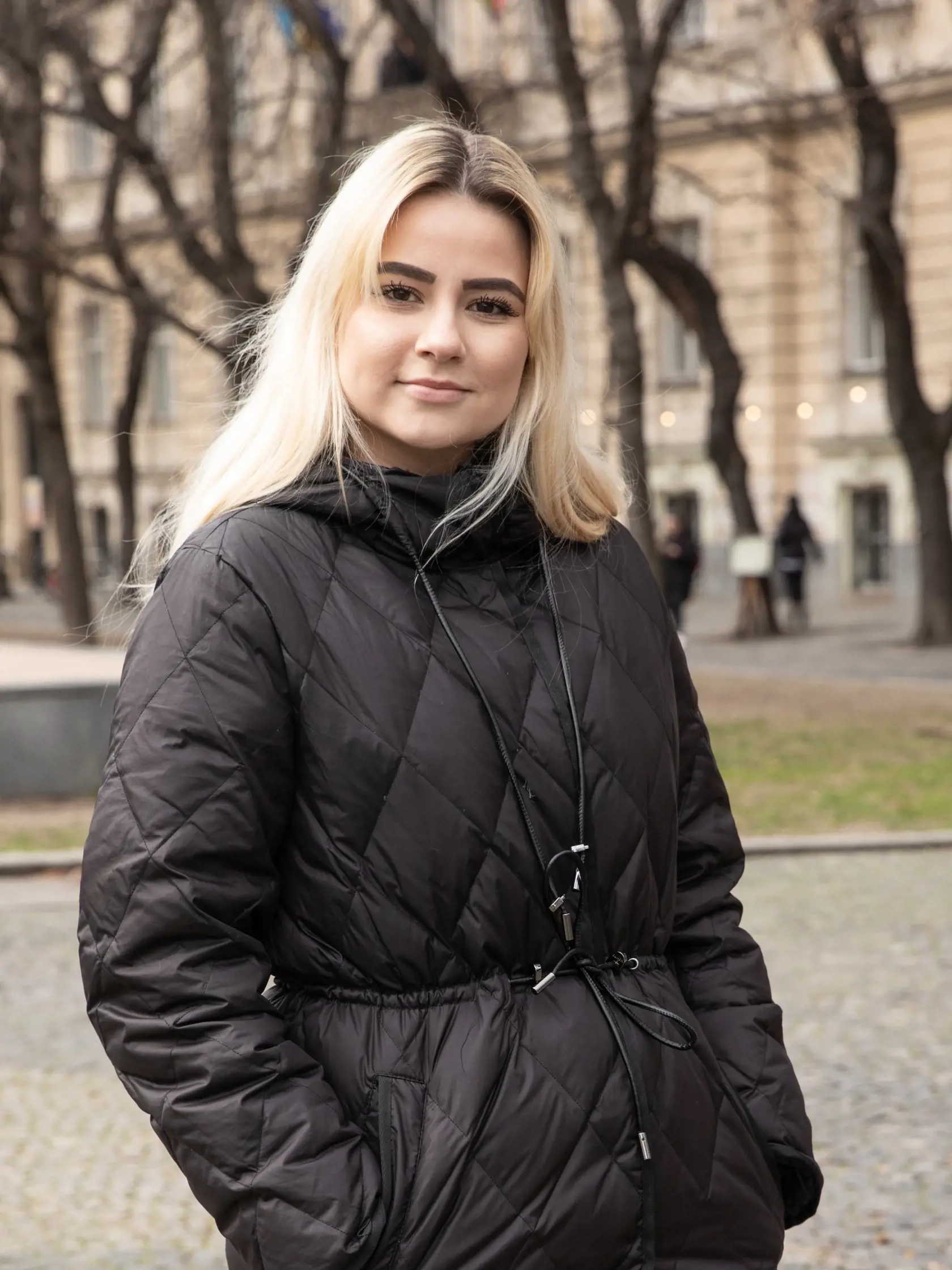 Katka (23) - Ja by som to prijala. Na druhú stranu, stretla som sa aj s tým, že to ľudia začali flákať. Avšak, keby to bolo na mne, určite by som to prijala.