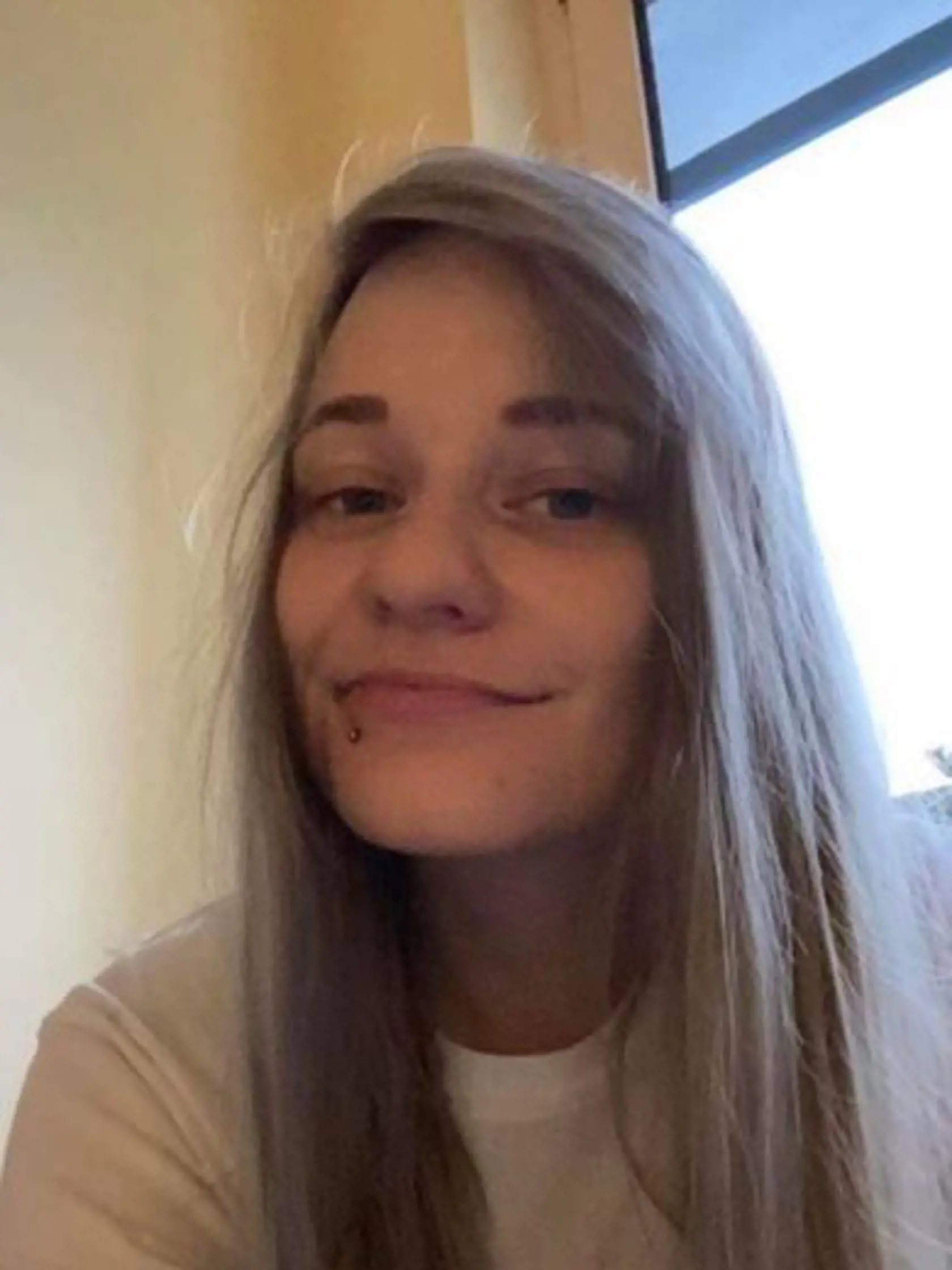 Martina (22) - Radšej si posedím v práci 4 dni o dve hodiny naviac, aby som mala 3 dni voľna, ktoré podľa mňa budú pozitívnejšie vplývať na človeka.