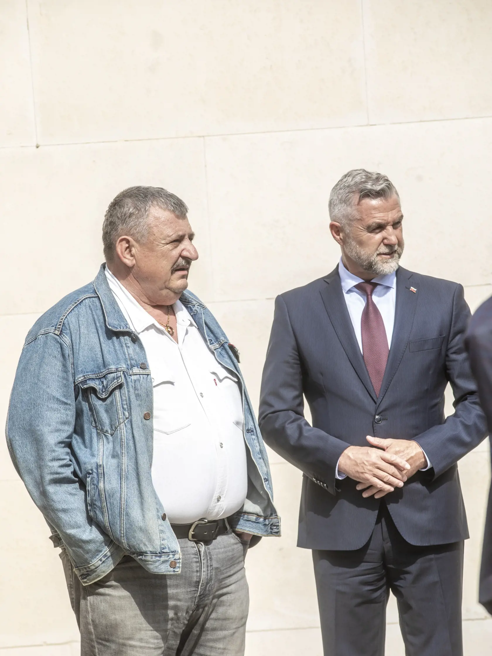 Na snímke je posledná rozlúčka s podnikateľom Fedorom Flašíkom v bratislavskom krematóriu, ktorá sa konala v piatok 3.5 2024. Na fotke je bývalý poslanec Anton Hrnko Tibor Gašpar.