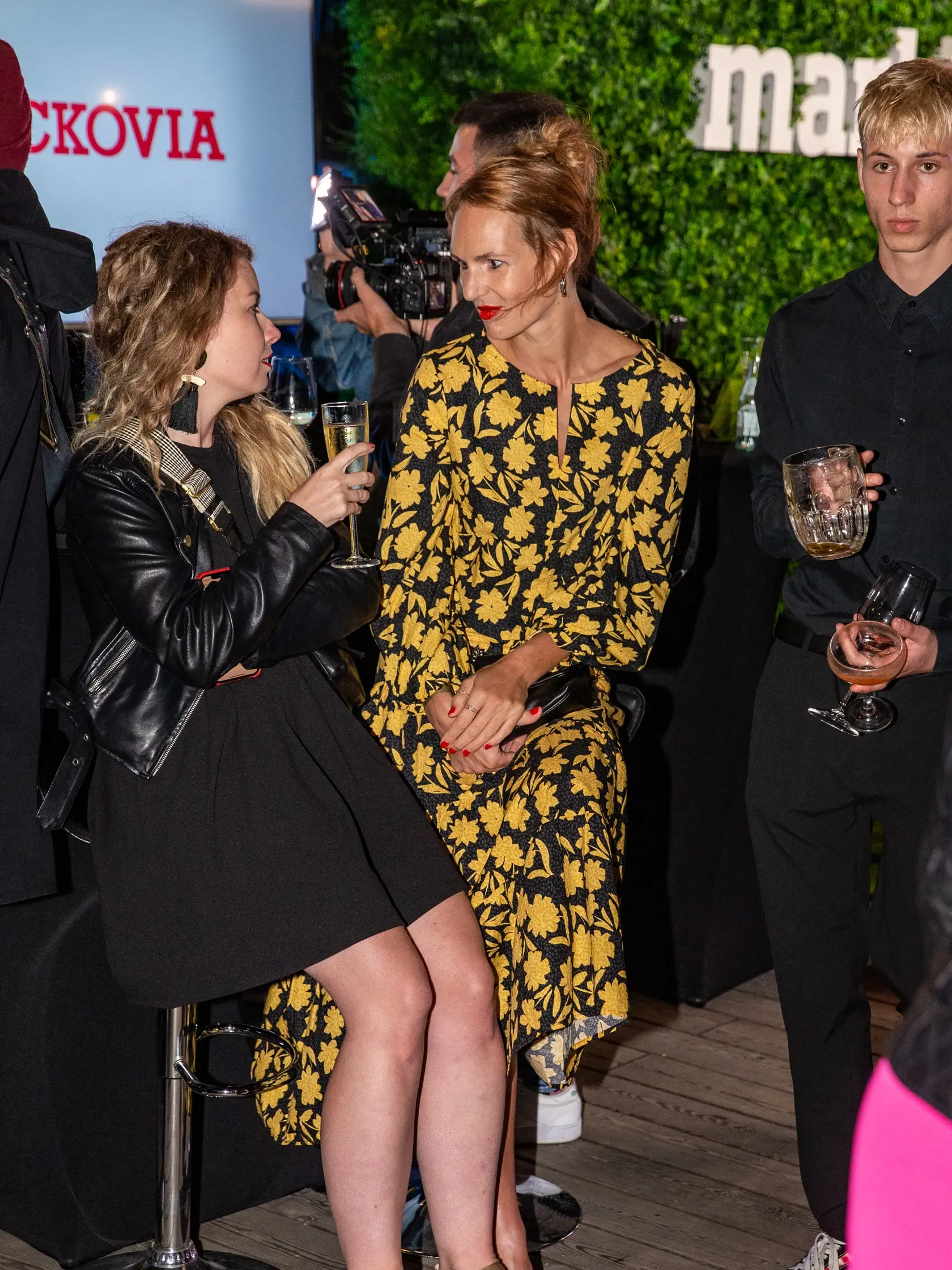 25. “ MEDIA PARTY ”  TV Markíza  sa uskutočnila na lodi Sundeck na Tyšrovom Nábreží v Bratislave. 