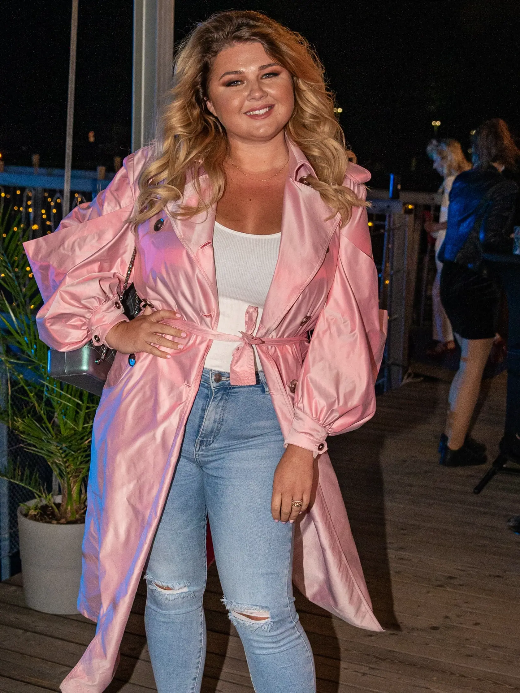 25. “ MEDIA PARTY ”  TV Markíza  sa uskutočnila na lodi Sundeck na Tyšrovom Nábreží v Bratislave. 