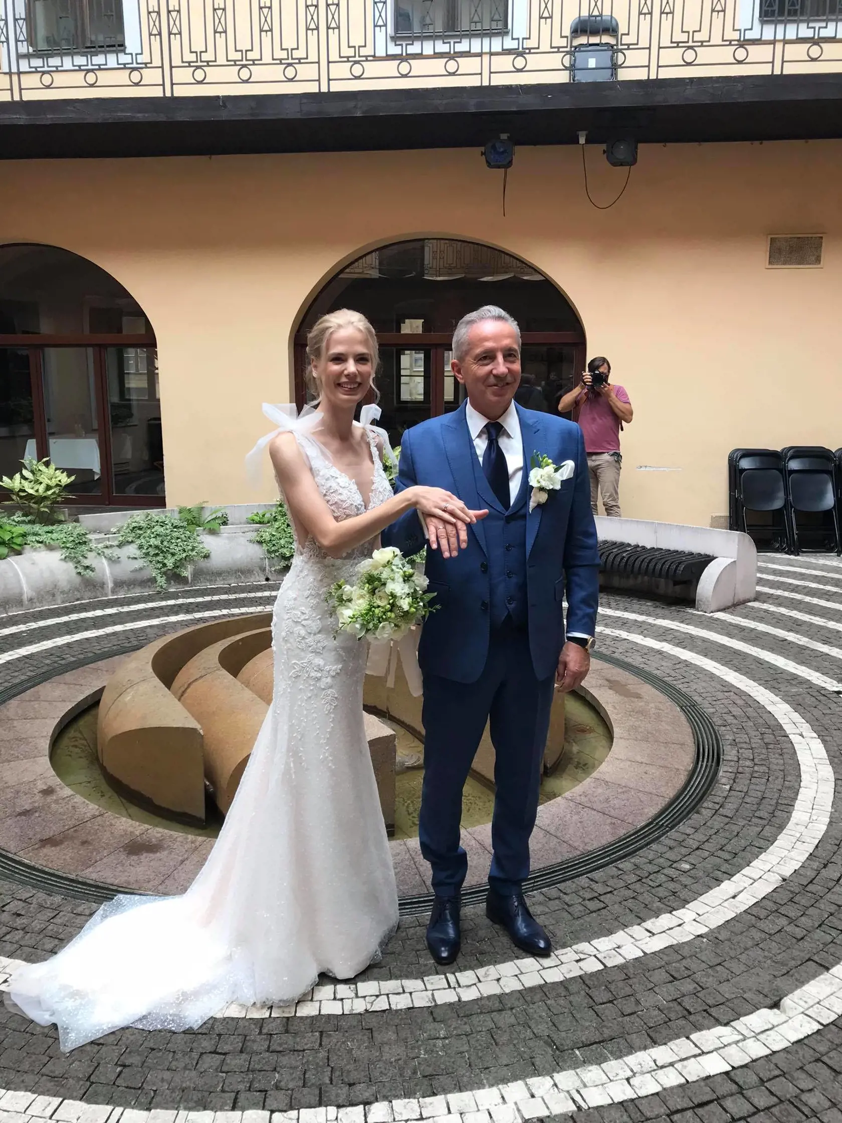 Václav Mika sa oženil za dlhoročnú partnerku Kristínu.