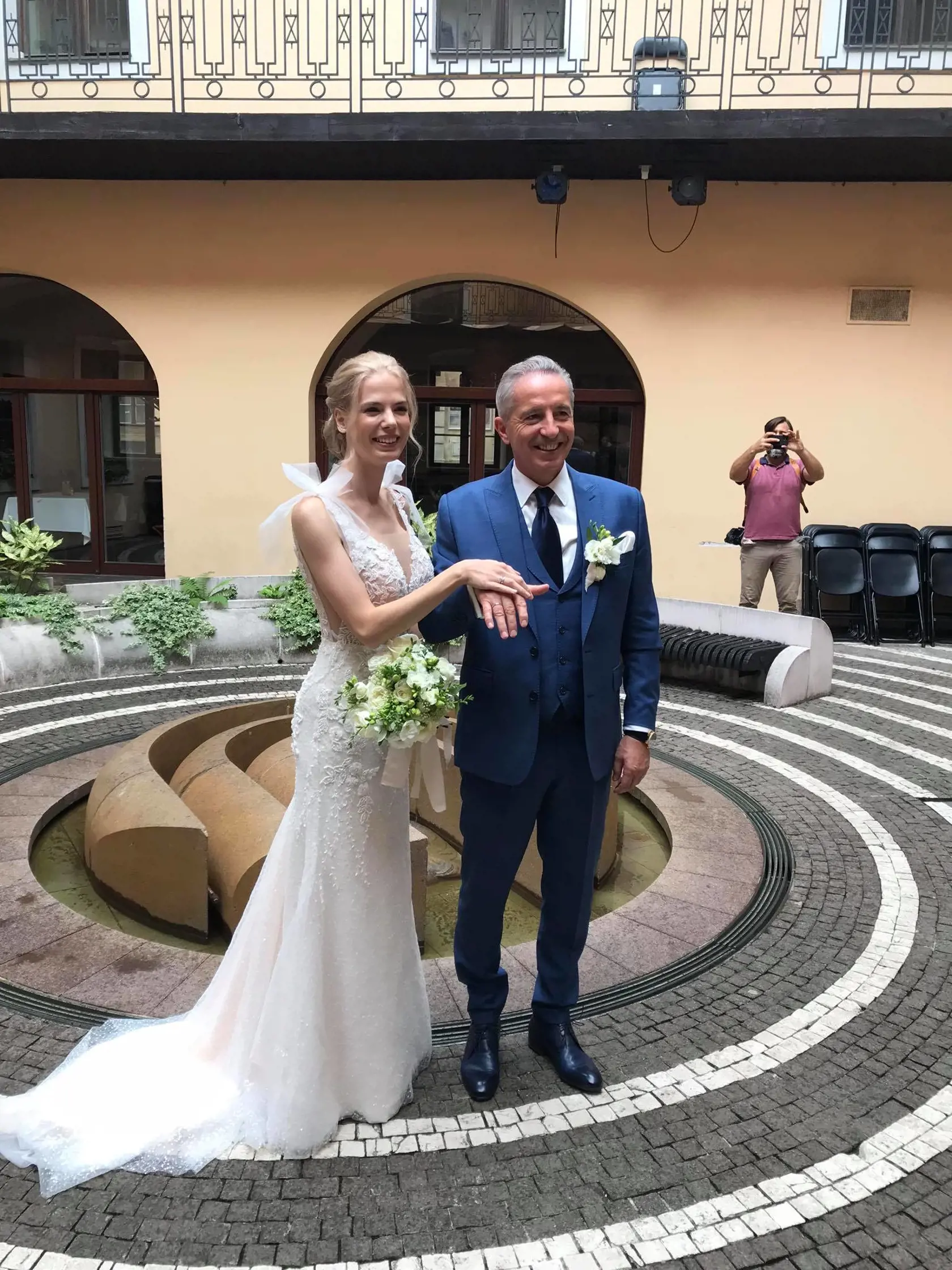 Václav Mika sa oženil za dlhoročnú partnerku Kristínu.