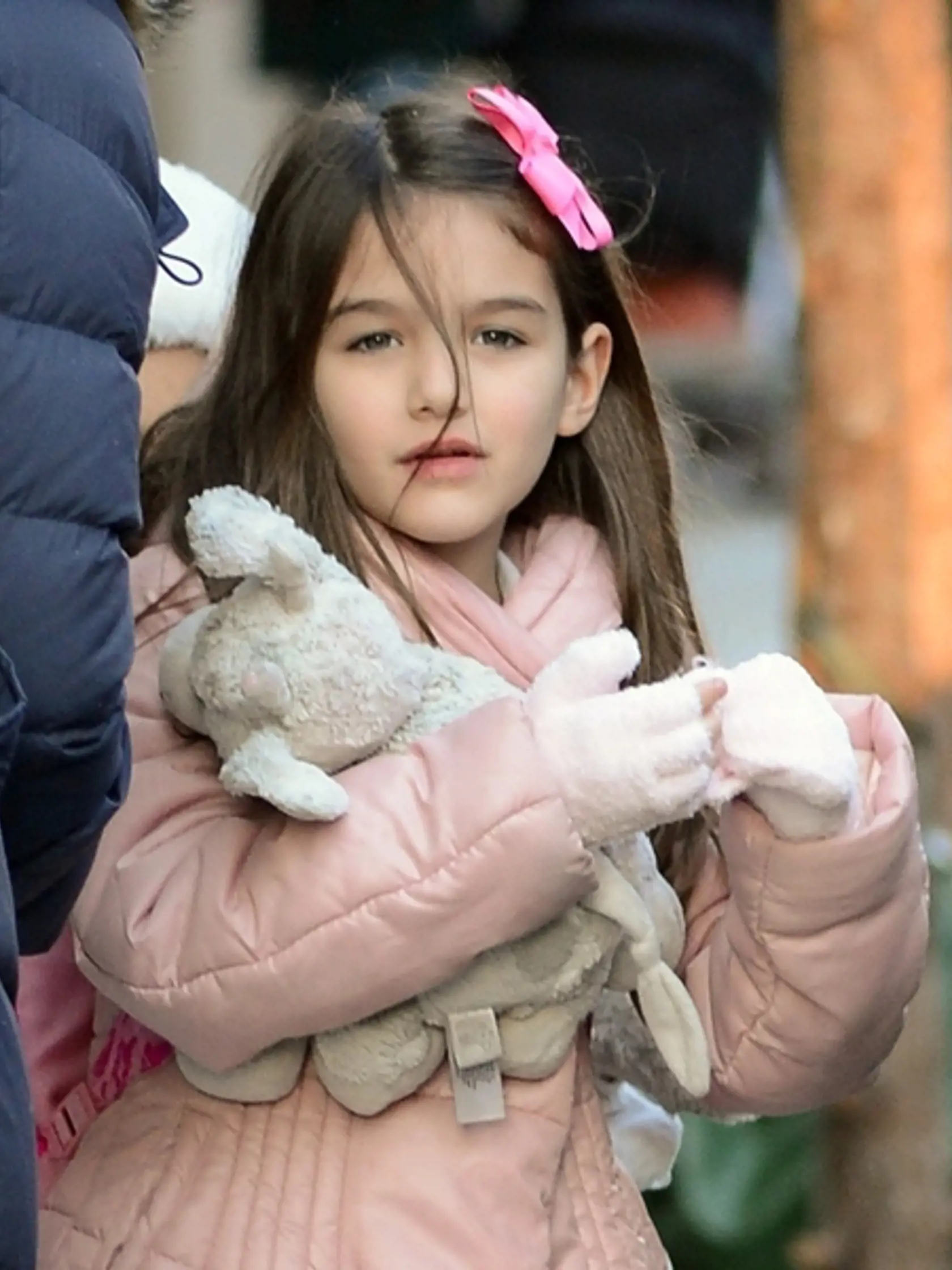 Suri Cruise strávi Vianoce s ockom.
