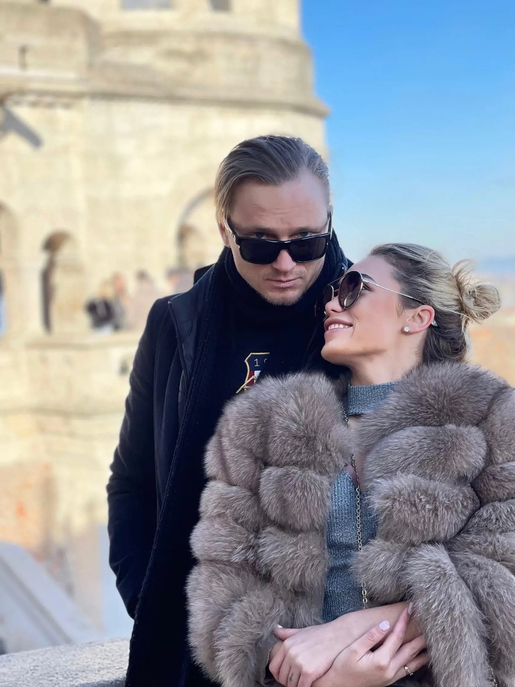 Na novom Instagrame Rika zverejňuje pravidelne zábery s novým milencom. Stanley je taktiež pornoherec.