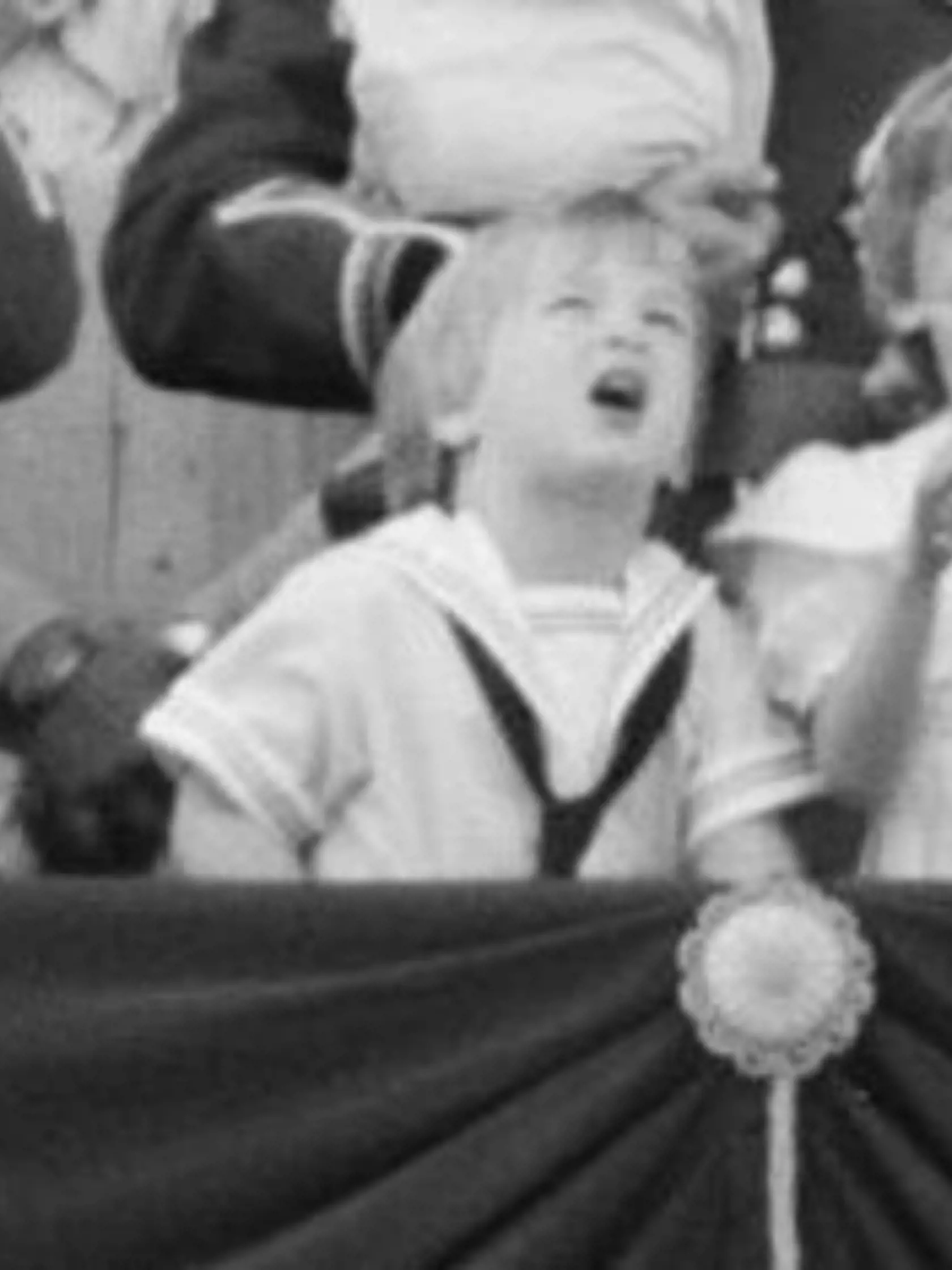 Princ William v námorníckom v roku 1985.