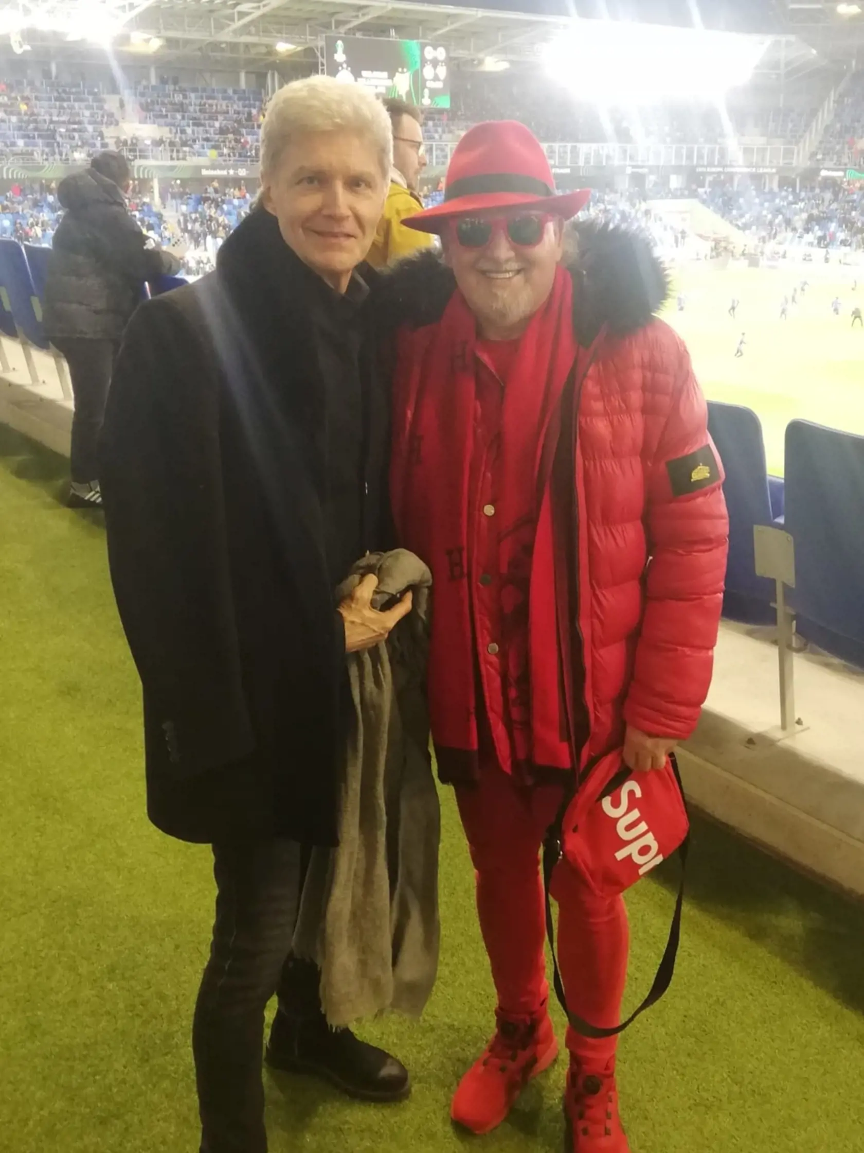 Takto zapózovali vo VIP Štefan Skrúcaný a Jozef Oklamčák.