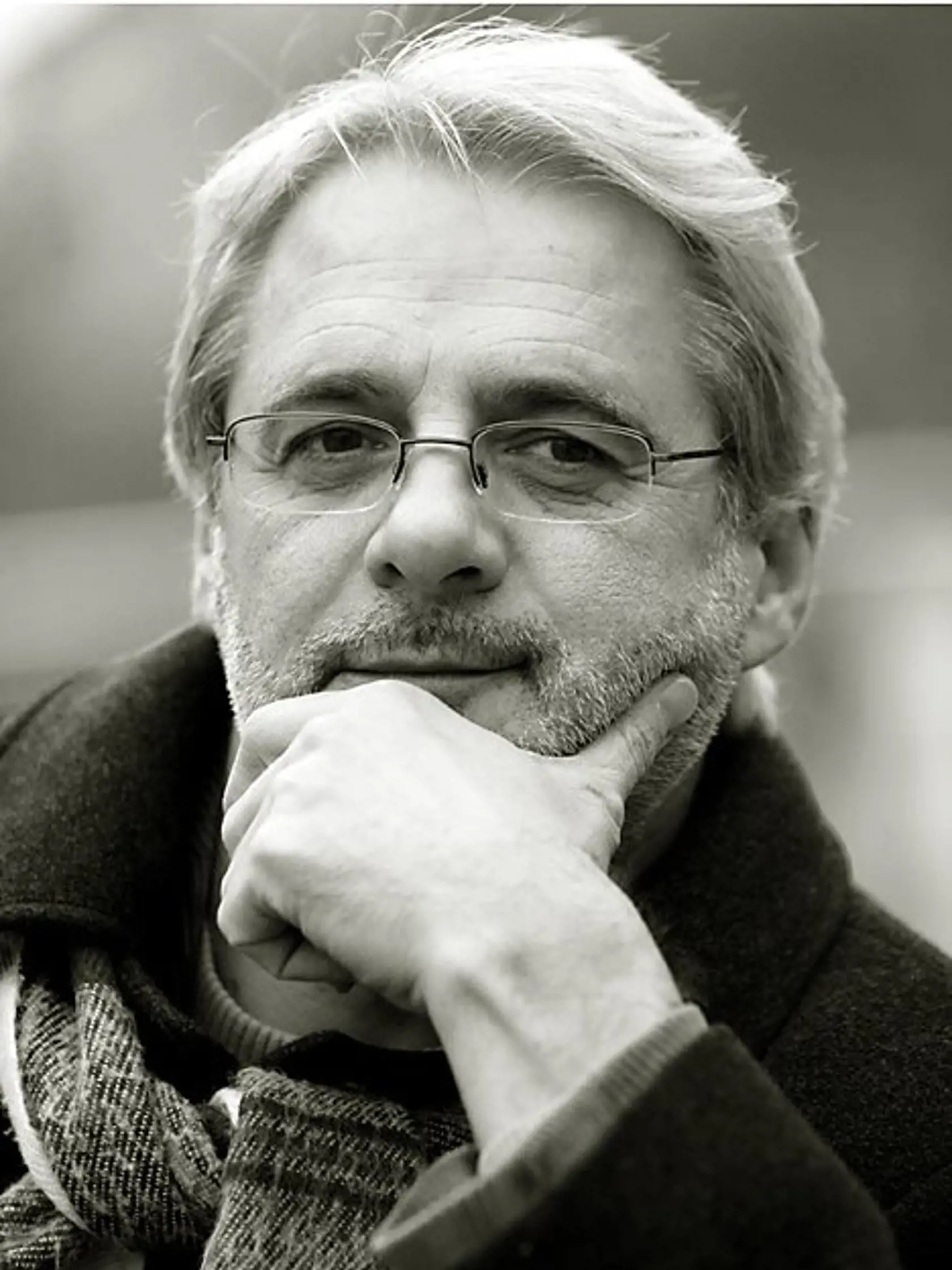 Politológ  Marián Leško vysvetlil, že premiérovi Hegerovi poradcu nikdy nerobil.