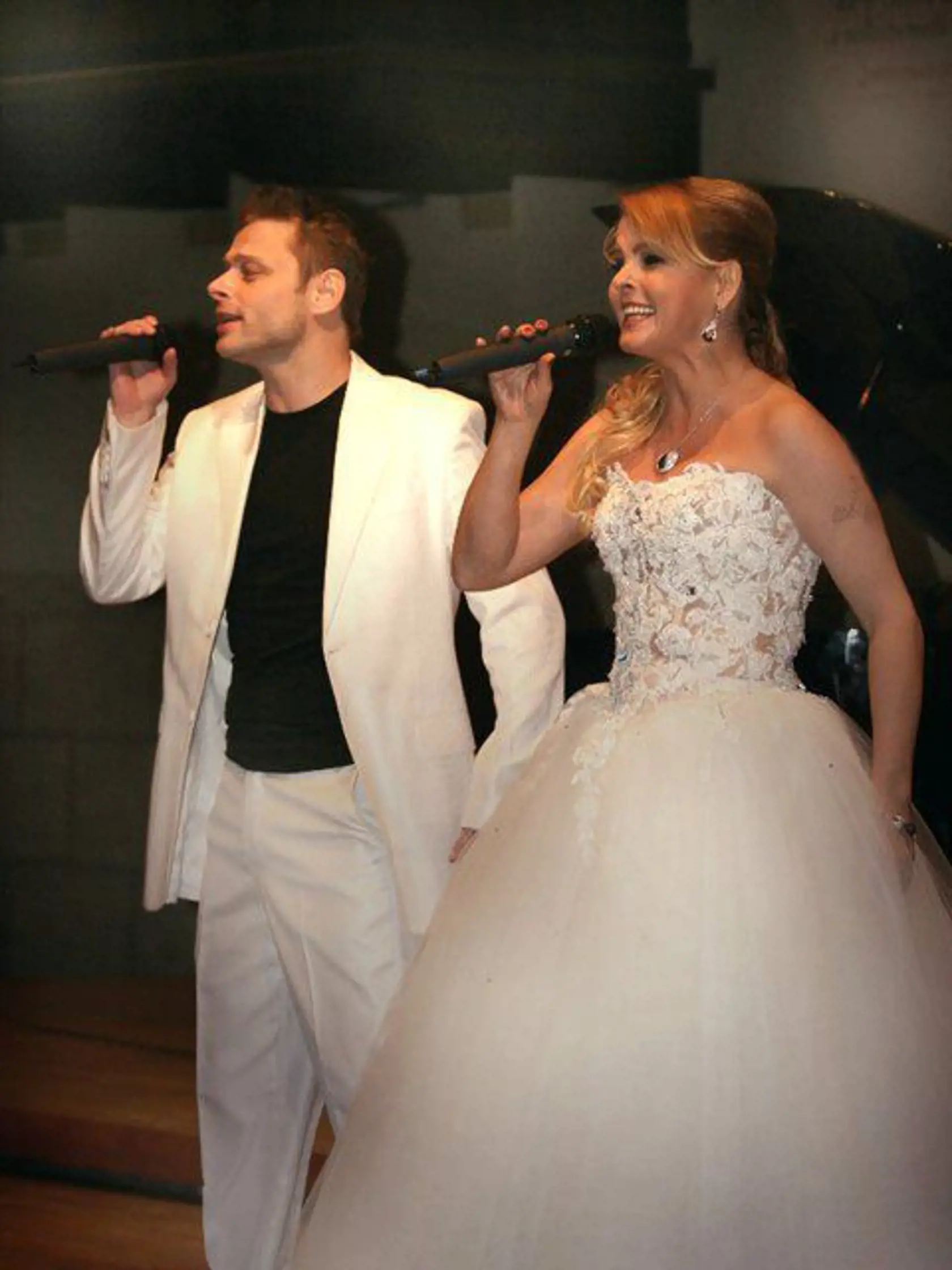 Iveta Bartošová si střihla duet s Shimim