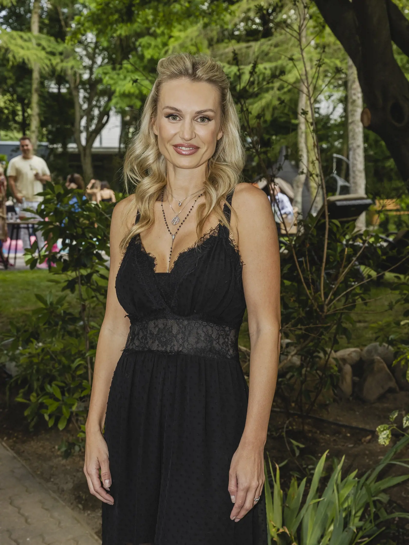 Na snímke Adriana Pospíšilová počas otvorenia letnej sezóny v reštaurácií Di Andrea v Bratislave.