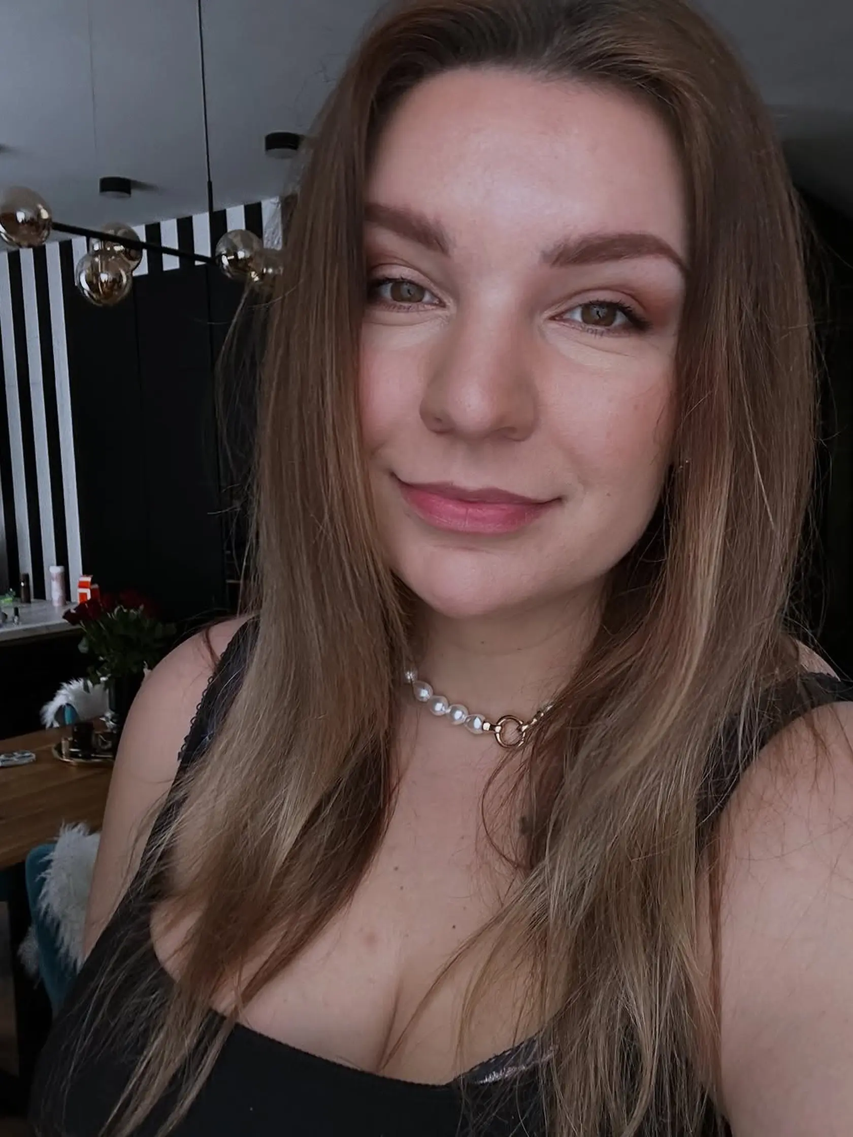 Simona First na najnovších záberoch