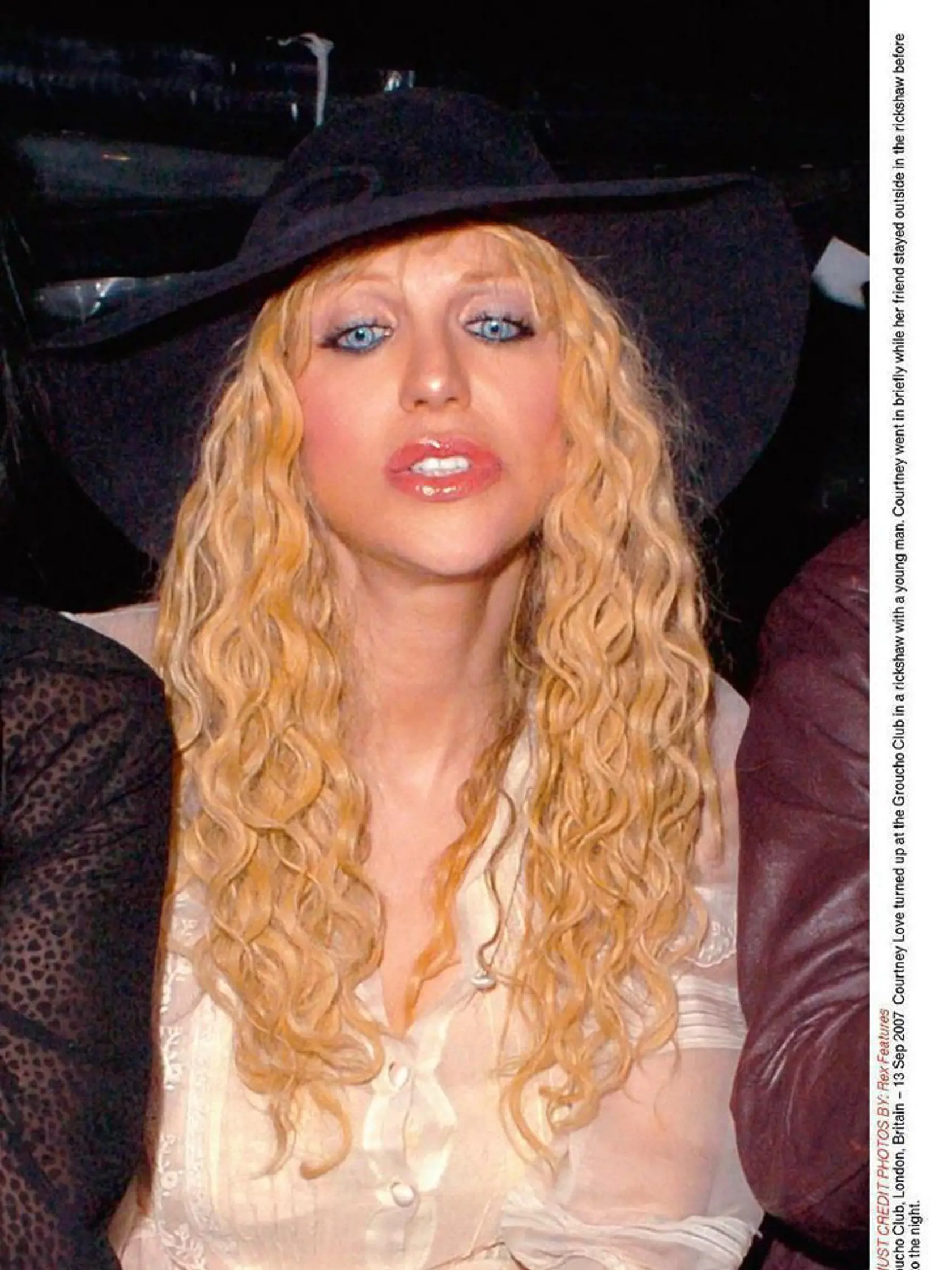 Jedna z mnohých podôb Courtney Love