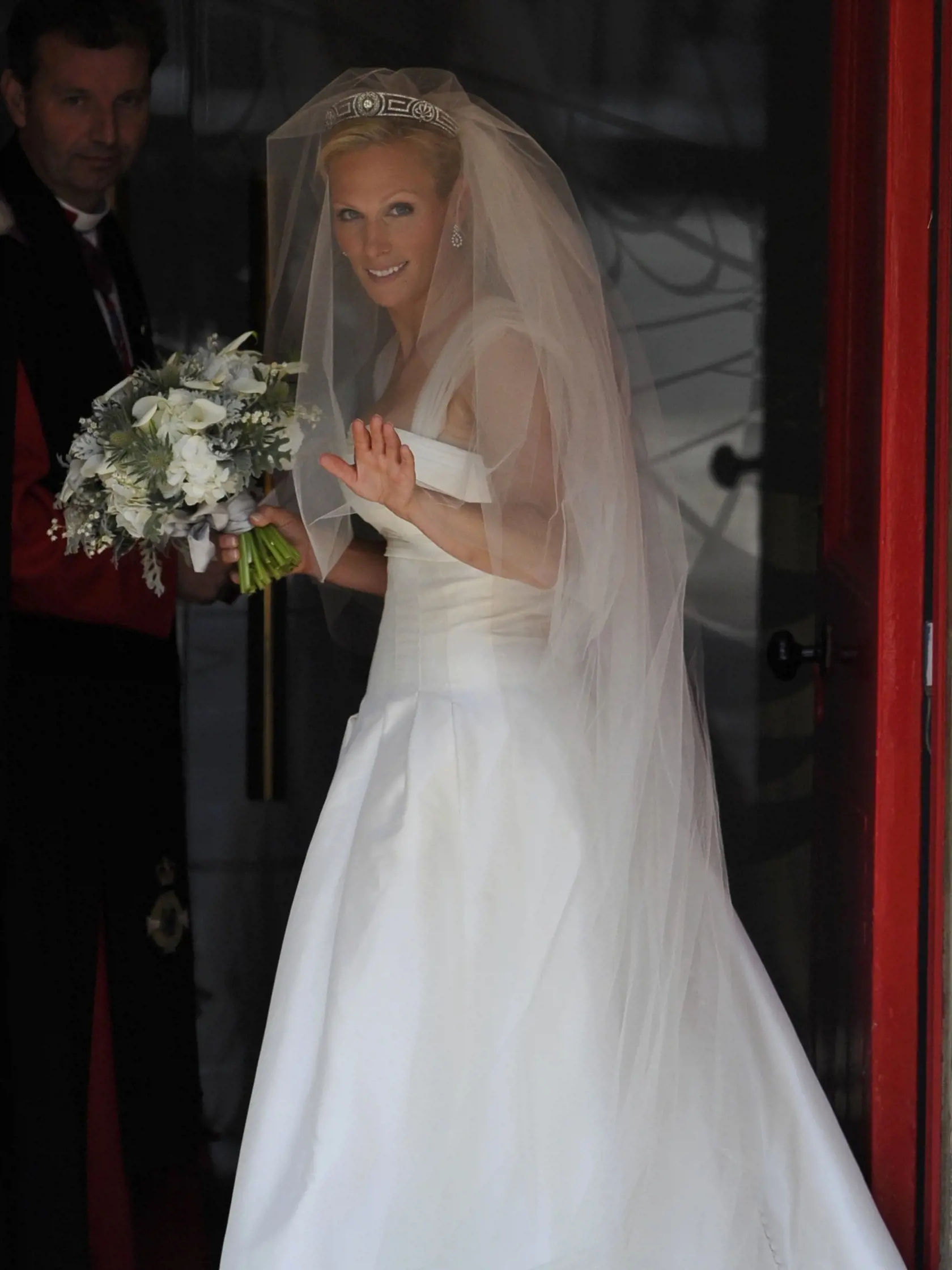 Zara Phillips Marries Mike Tindall In Edinburgh