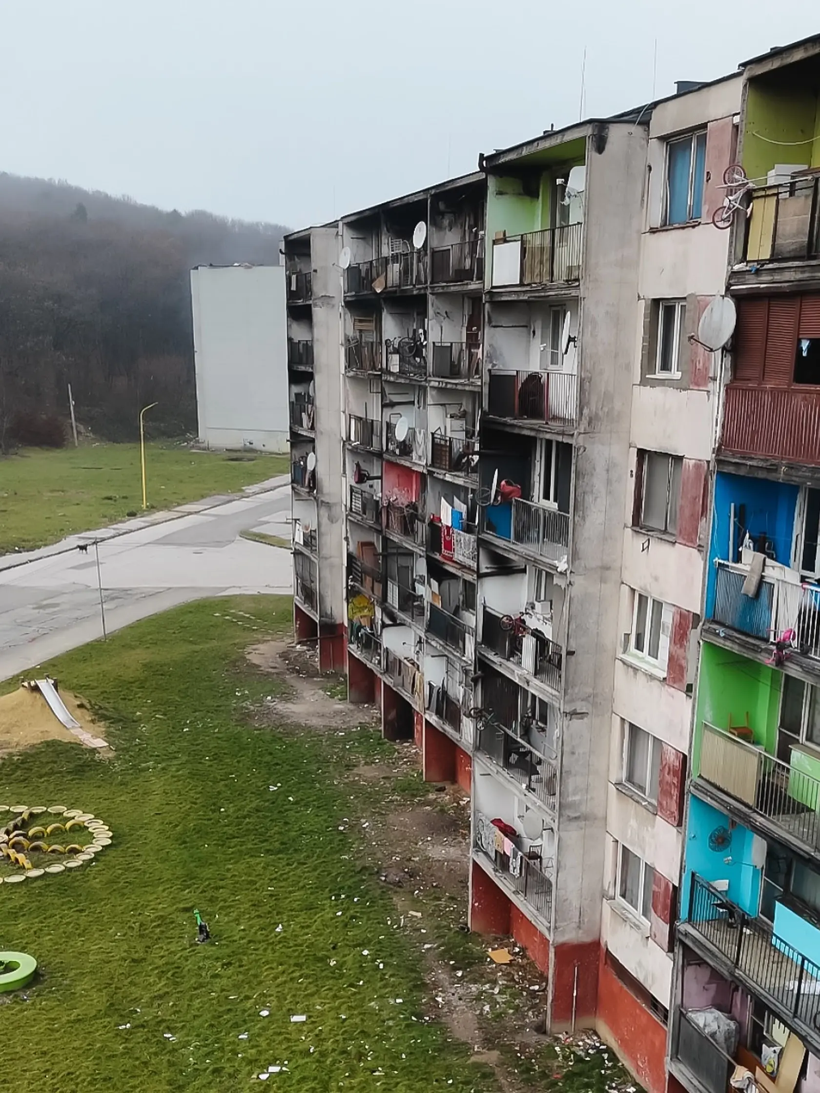 Na Luníku IX navštívila i jeden z bytov.