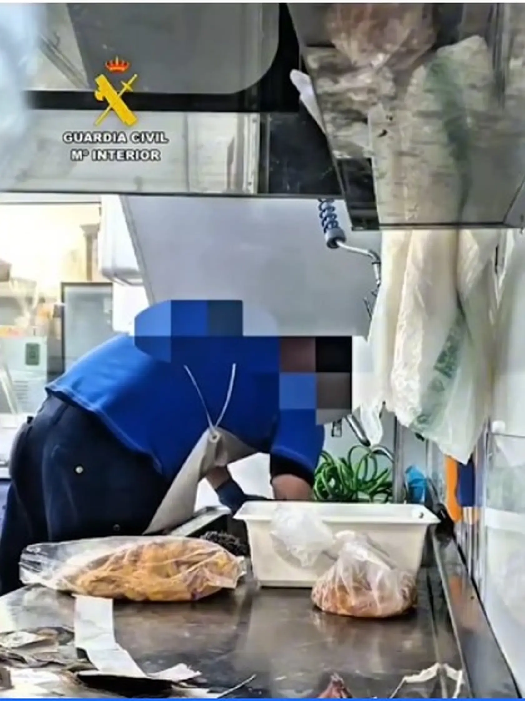 Na Malorke firma predávala mäso po exspirácii, ktoré polievali bielidlom, aby zakryli hnilobu.