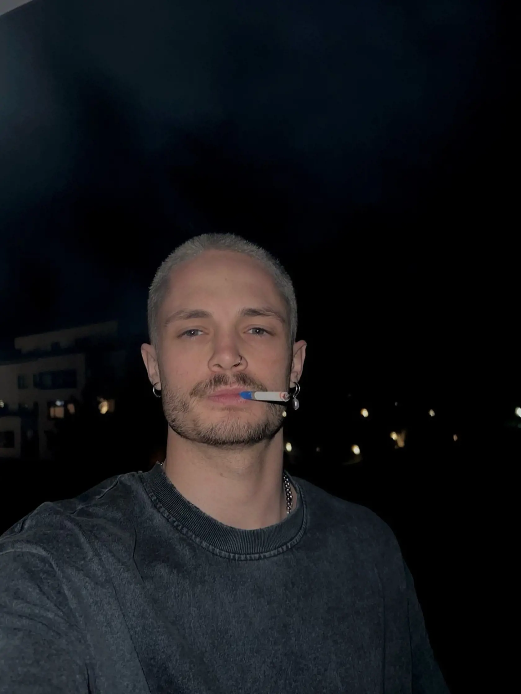 Matyáš sa po vypadnutí zo šou vystrihal na koleno a prefarbil na blond.