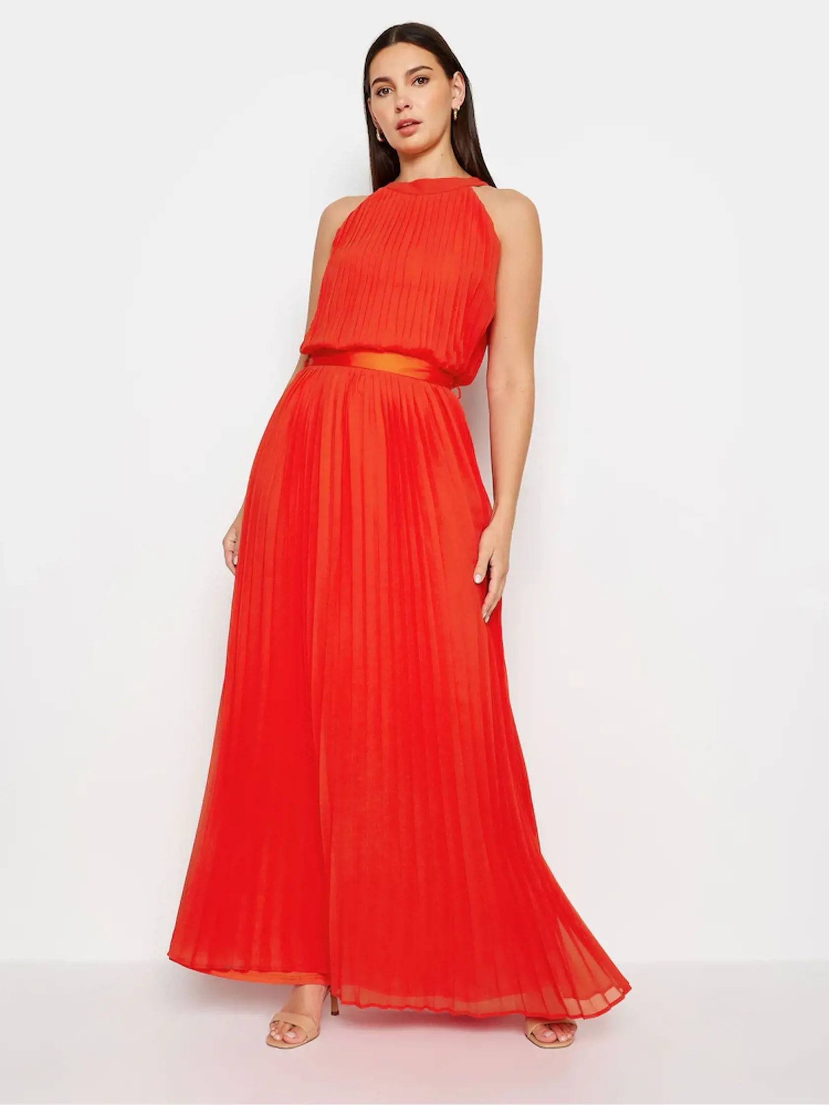 Šaty: Long Tall Sally, 108 €
