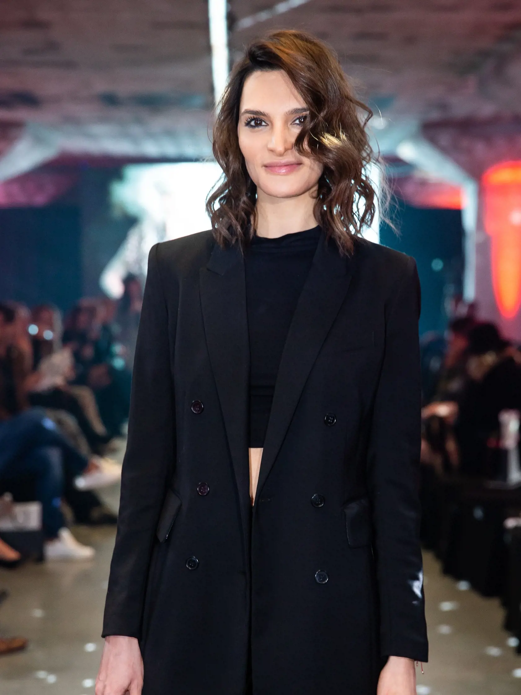 Bývalá misska Veronika Husárová Vágnerová nahodila čierny outfit.