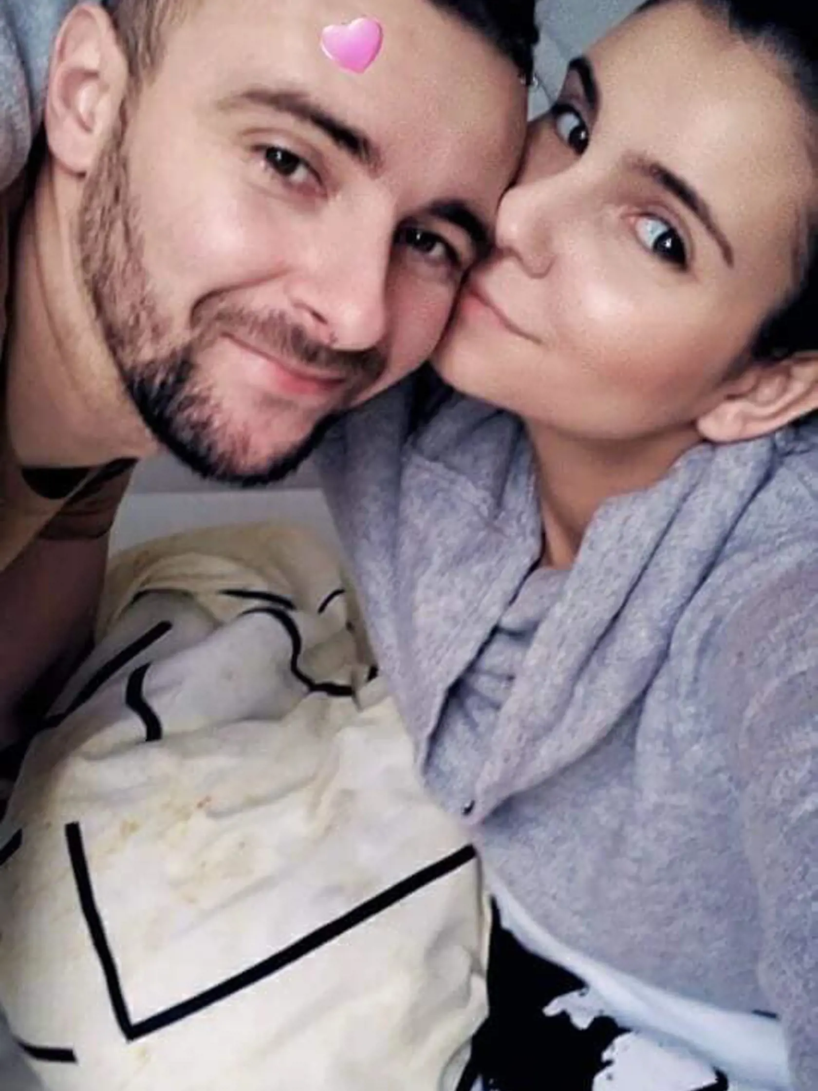 Katarína s Filipom boli veľmi šťastní a zamilovaní. Smrť uskončila ich lásku.