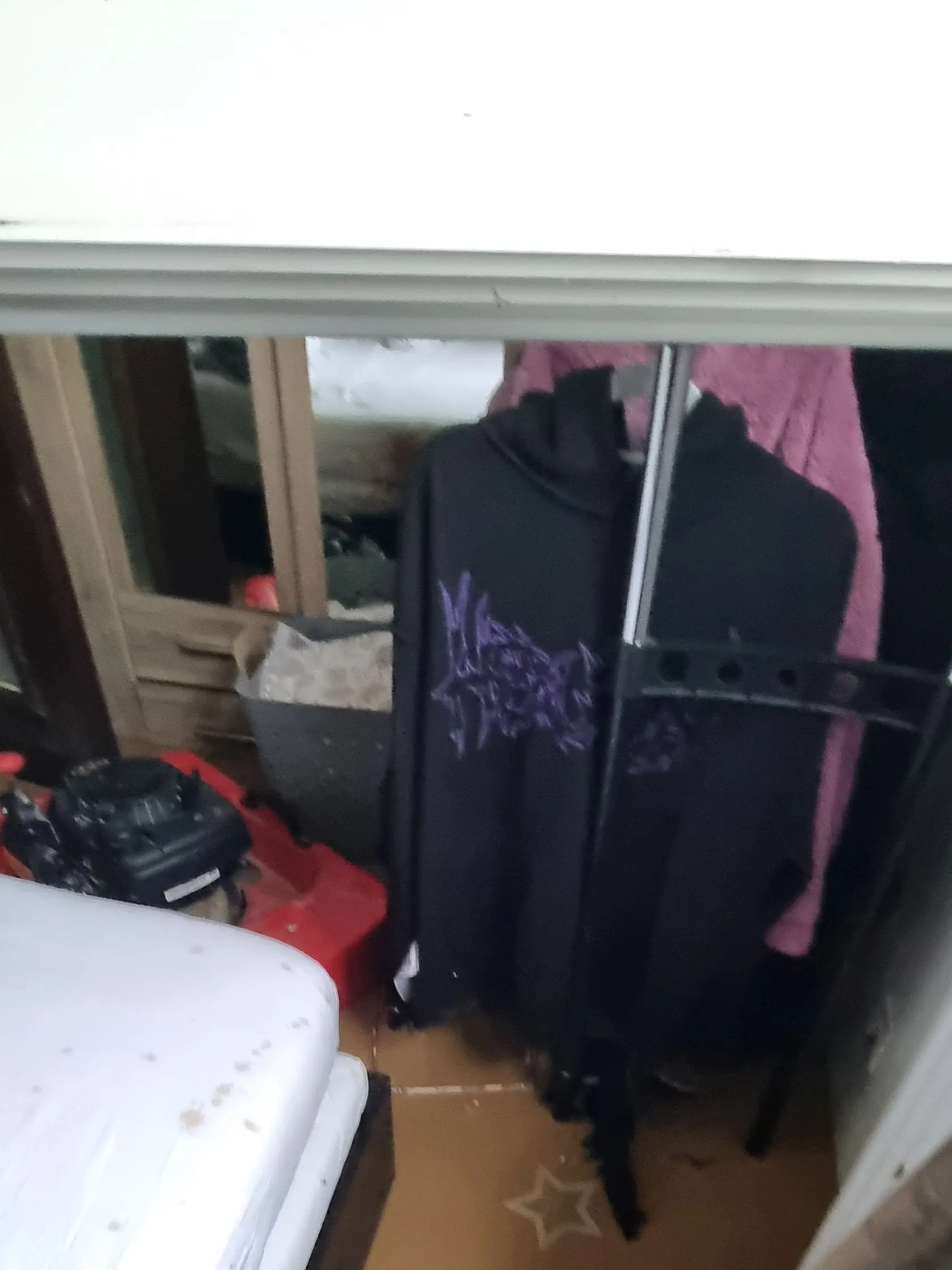 Zvolenská Slatina je pod vodou.