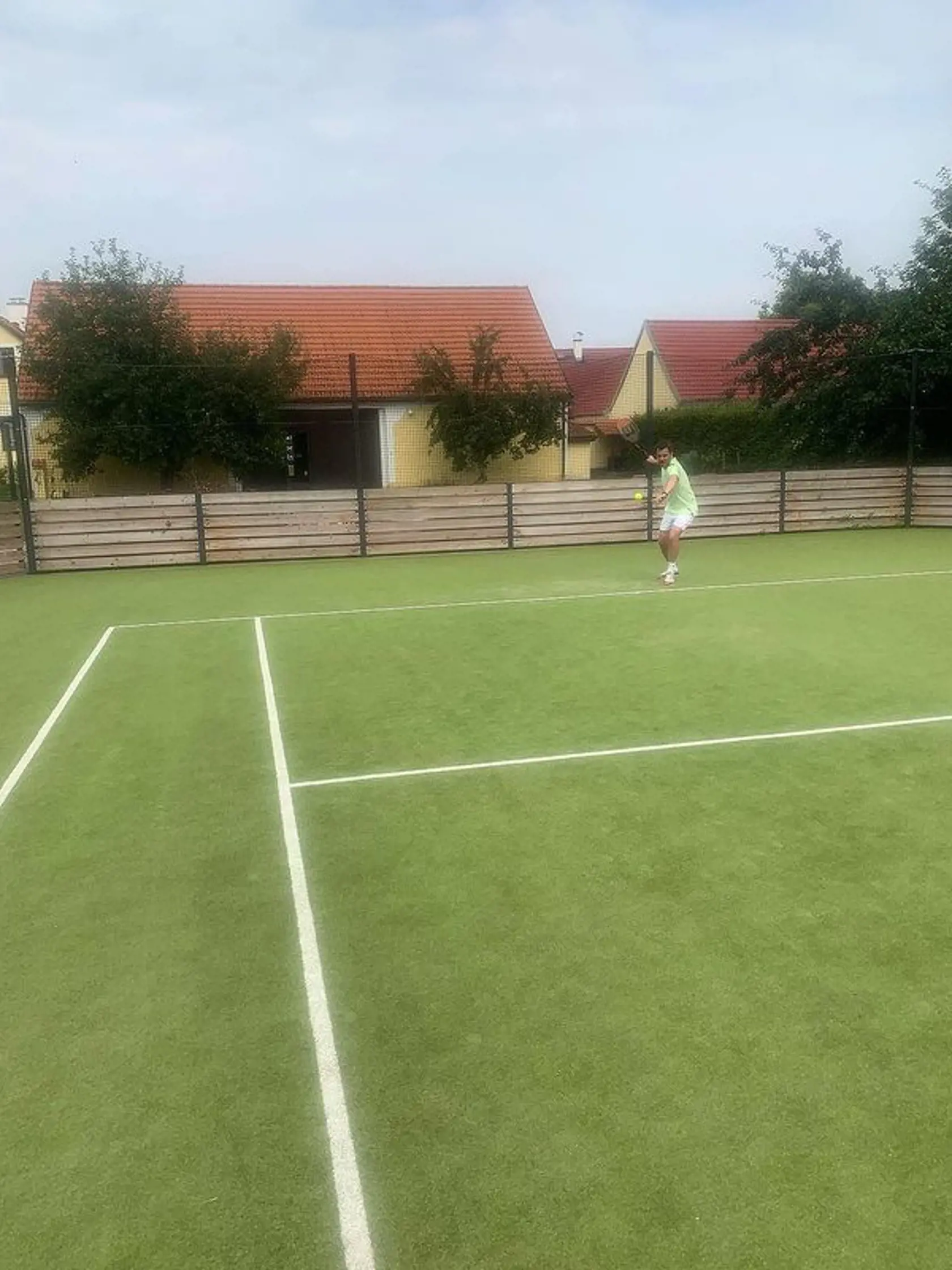 Tenisový kurt
