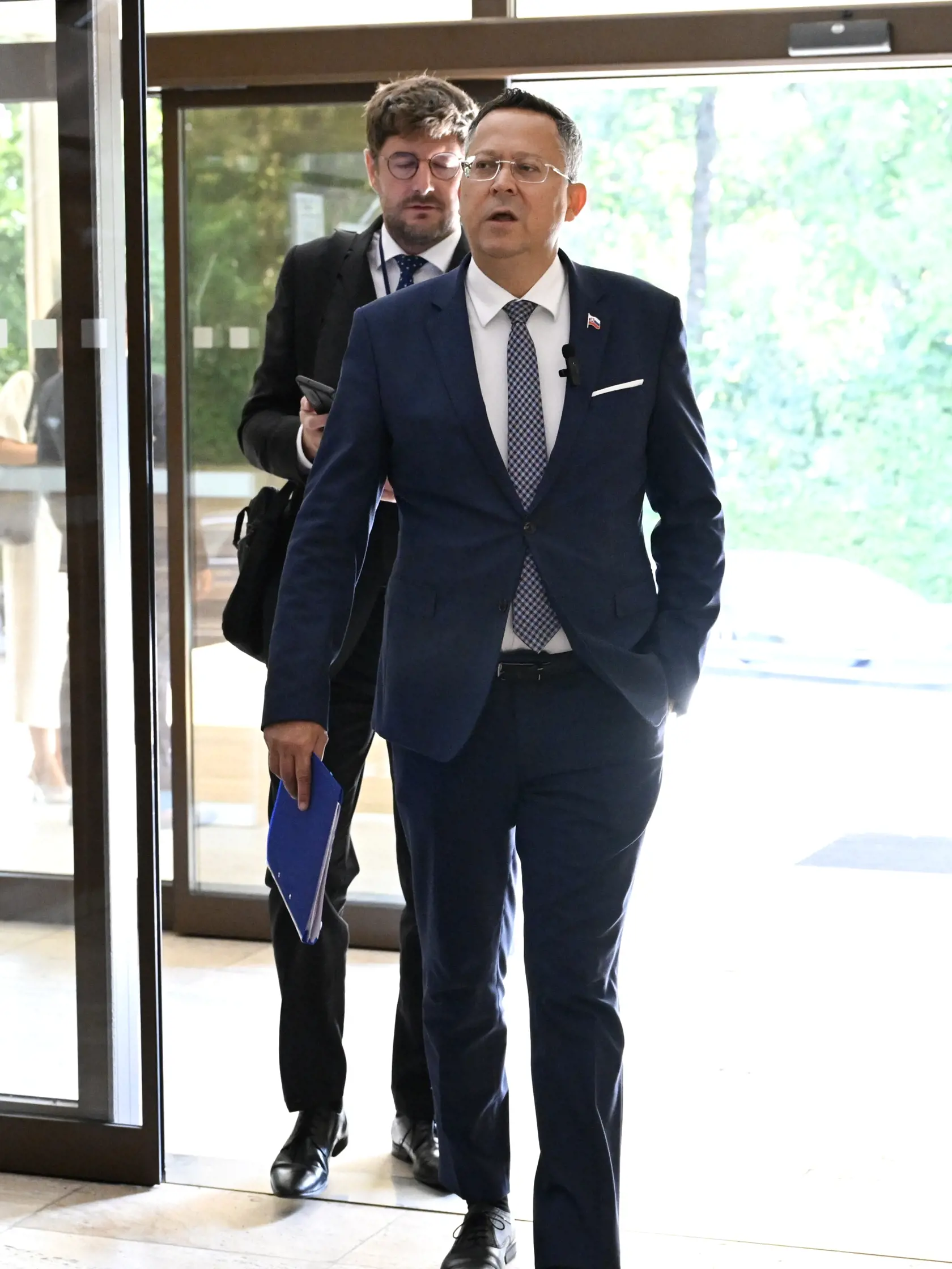 Na snímke minister financií SR Ladislav Kamenický  (SMER-SD) prichádza na 47. rokovanie vlády SR v Bratislave 4. septembra 2024. FOTO TASR - Pavel Neubauer 
