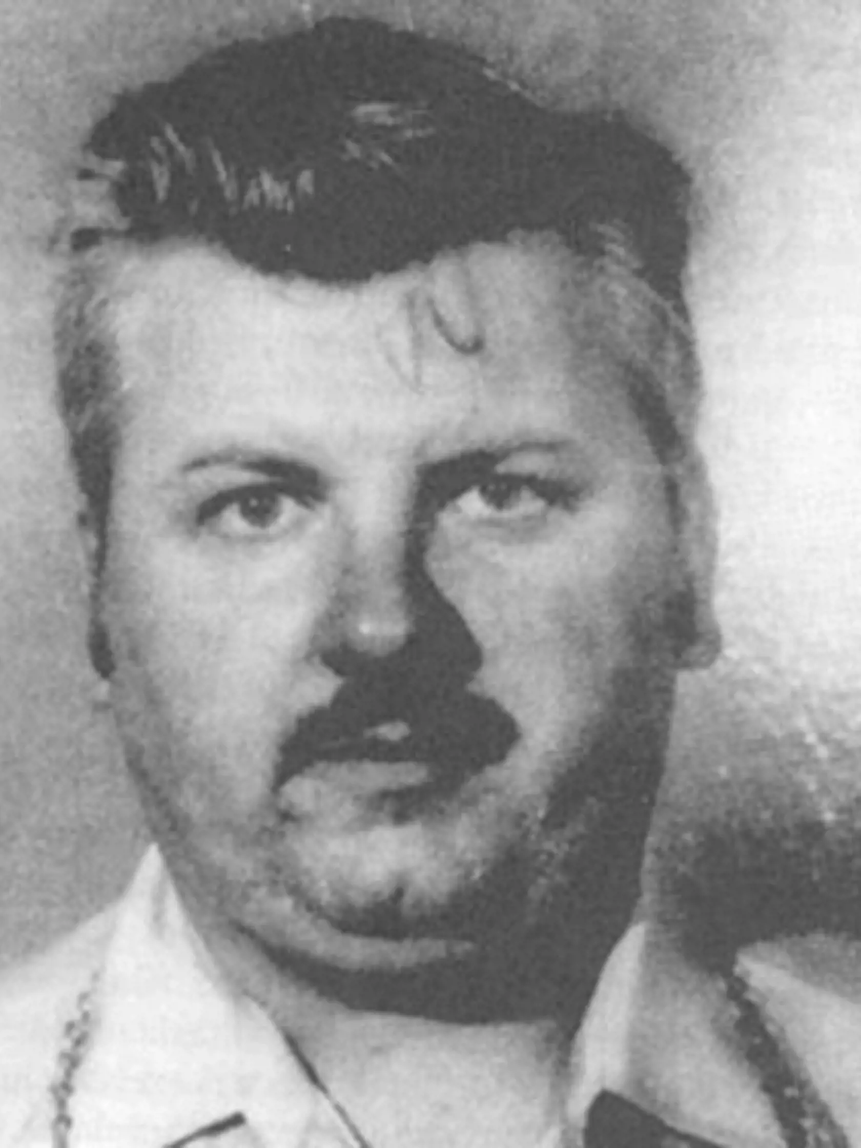 Sused odvedľa: John Wayne Gacy, prezývaný Klaun zabijak, bol politický aktivista v Chicagu. V súkromí znásilňoval a vraždil dospievajúcich chlapcov.