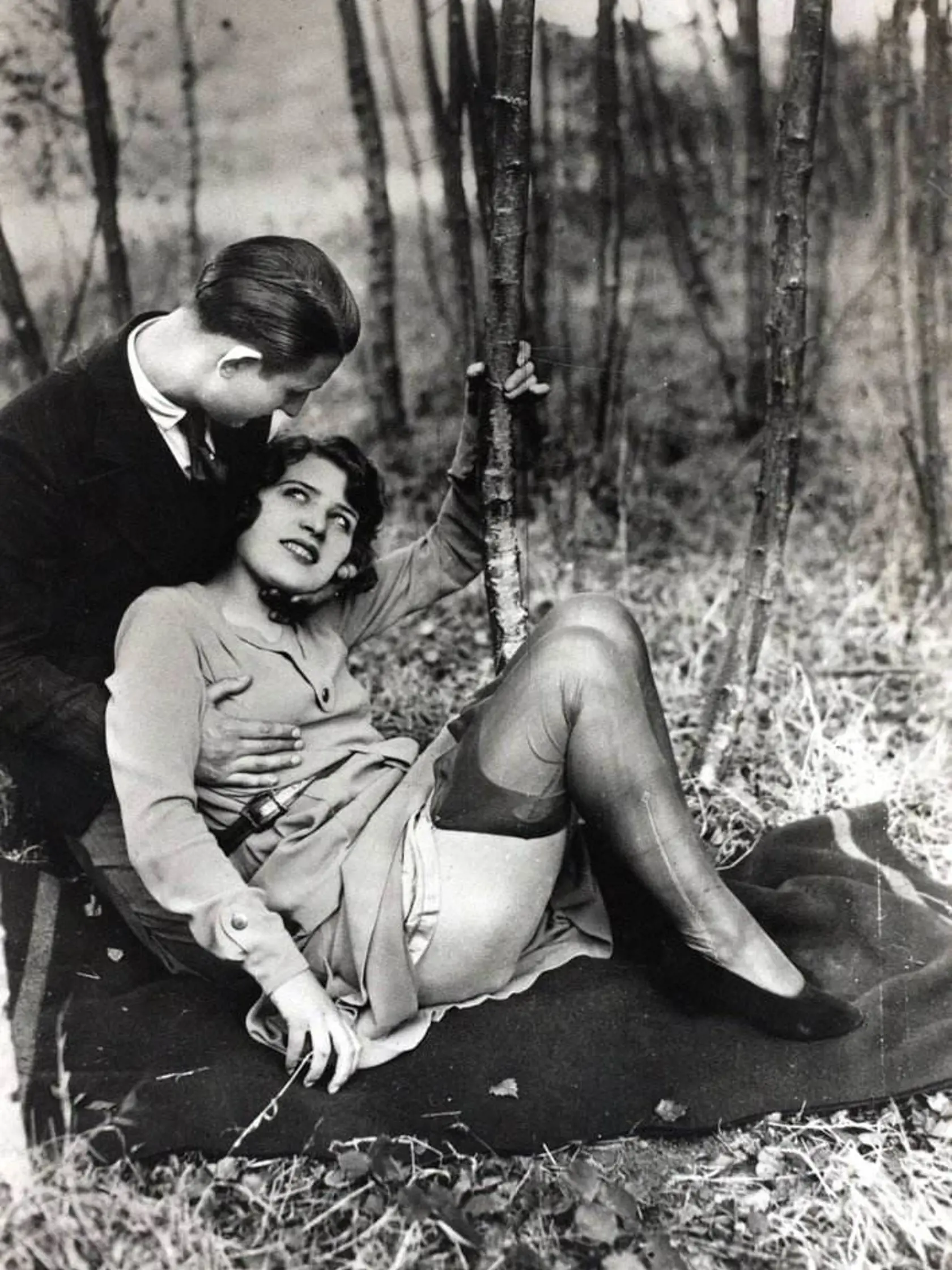Od roku 1920 do 1930 bolo Francúzsko považované za veľmoc s pornografickými fotografiami.
