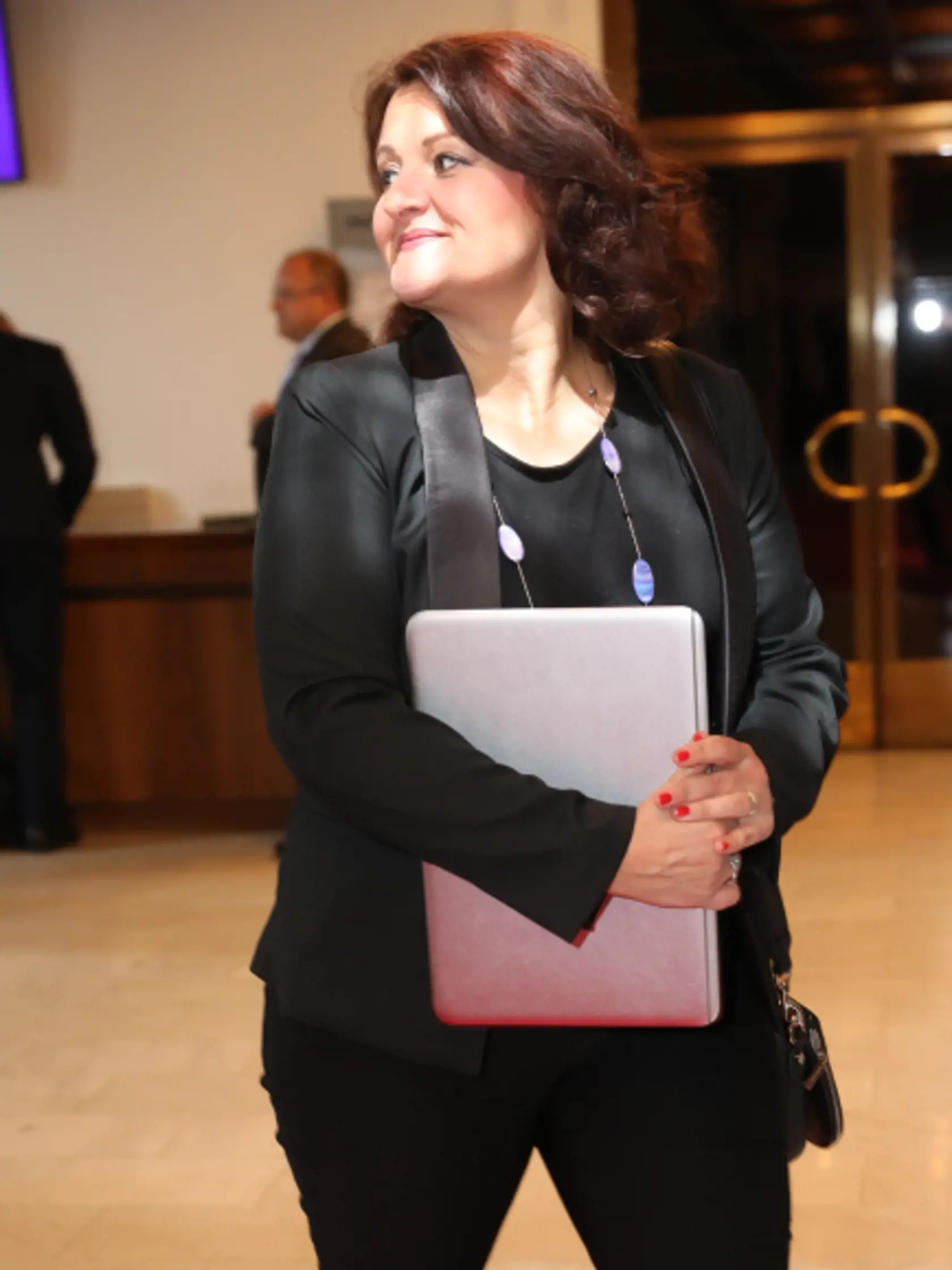 Liberálka Natália Blahová zvolila jednoduchý čierny outfit.