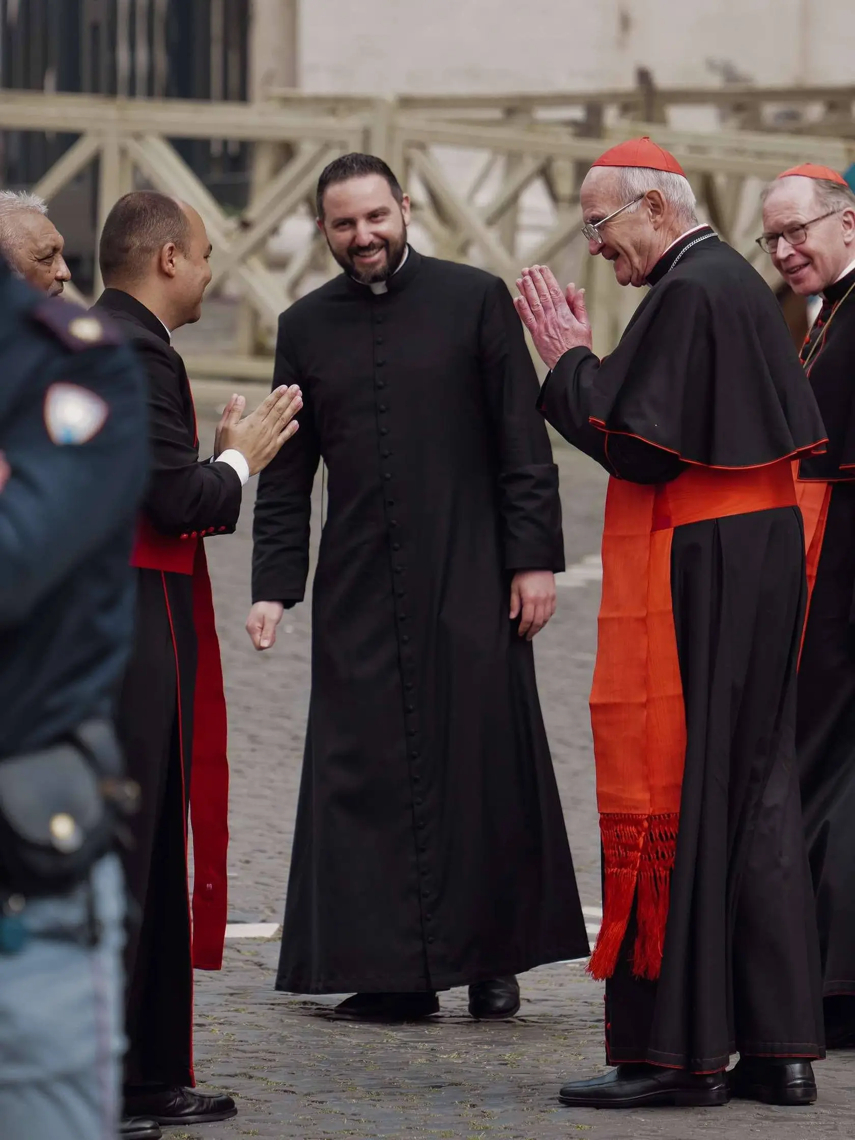 Martin Krystýnek z Popradu, kameraman televízie Markíza, spolu s redaktorom Jánom Tribulom monitorovali priebeh pohrebu zosnulého pápeža Františka. 