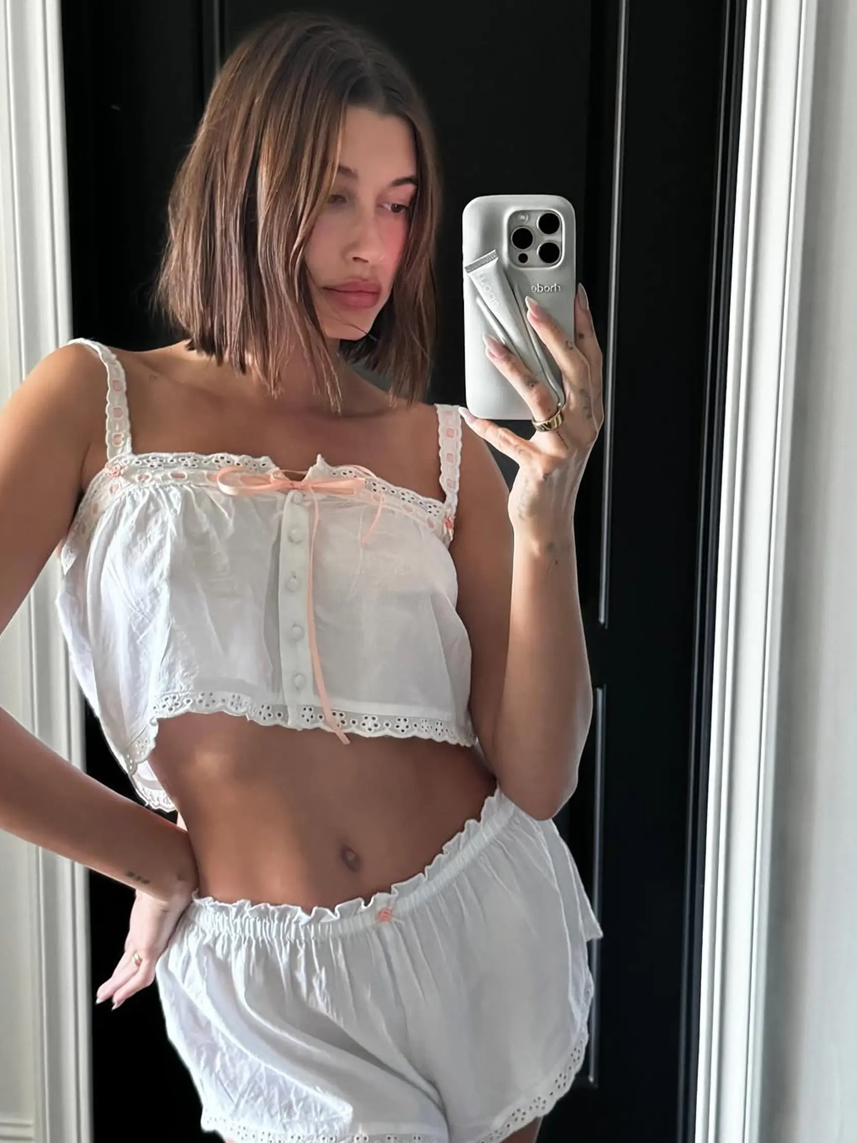 Hailey Bieber