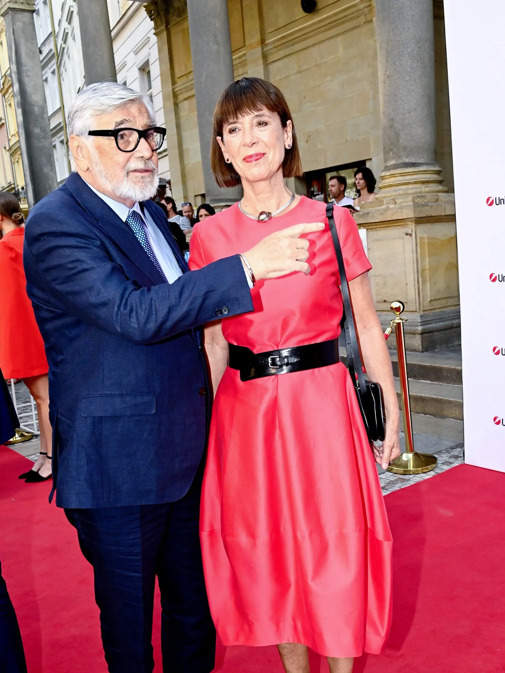 Prezident festivalu. Jiří Bartoška s manželkou Andreou sa pre chorobu objavil na jedinej párty.