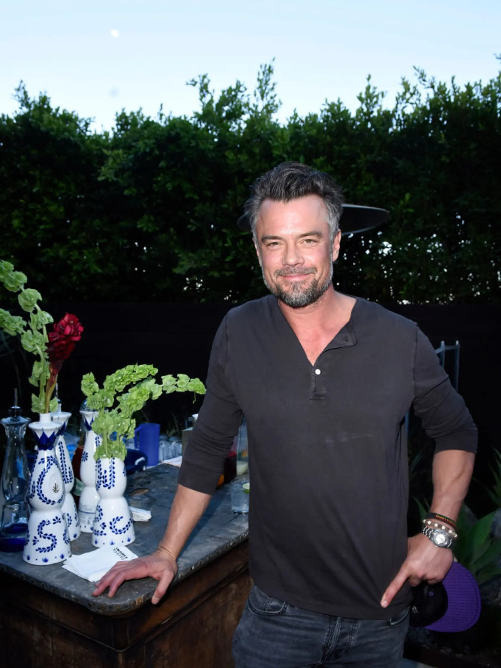 BEVERLY HILLS, CA - APRIL 16:  Josh Duhamel attends Sakara Life + Rothy's Celebrate "Eat Clean Play Dirty" Cookbook Launch on April 16, 2019 in Beverly Hills, California.  (Photo by Vivien Killilea/Getty Images for Sakara Life + Rothy's)