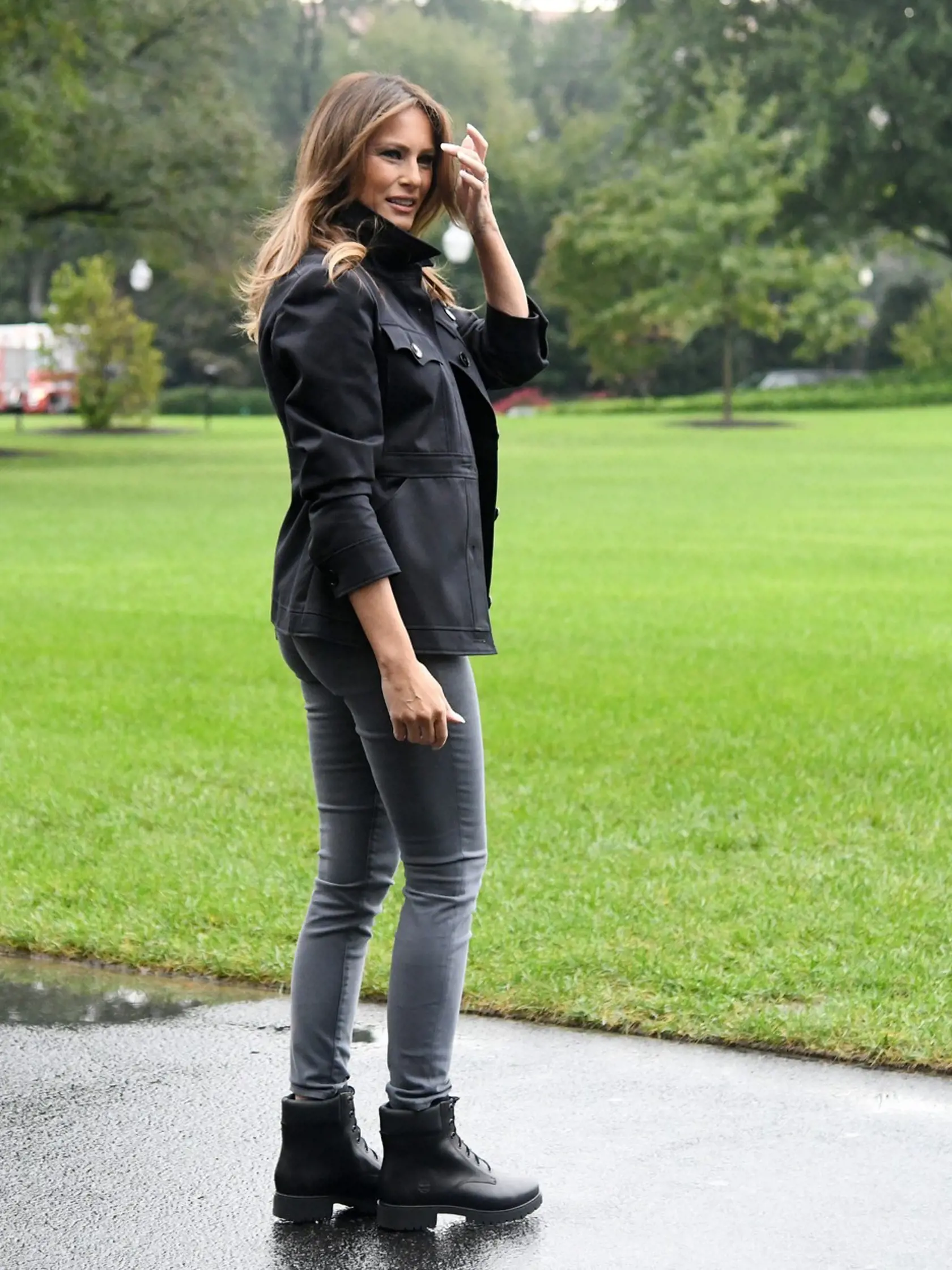 Melania Trump je kráľovná zimných kabátov.