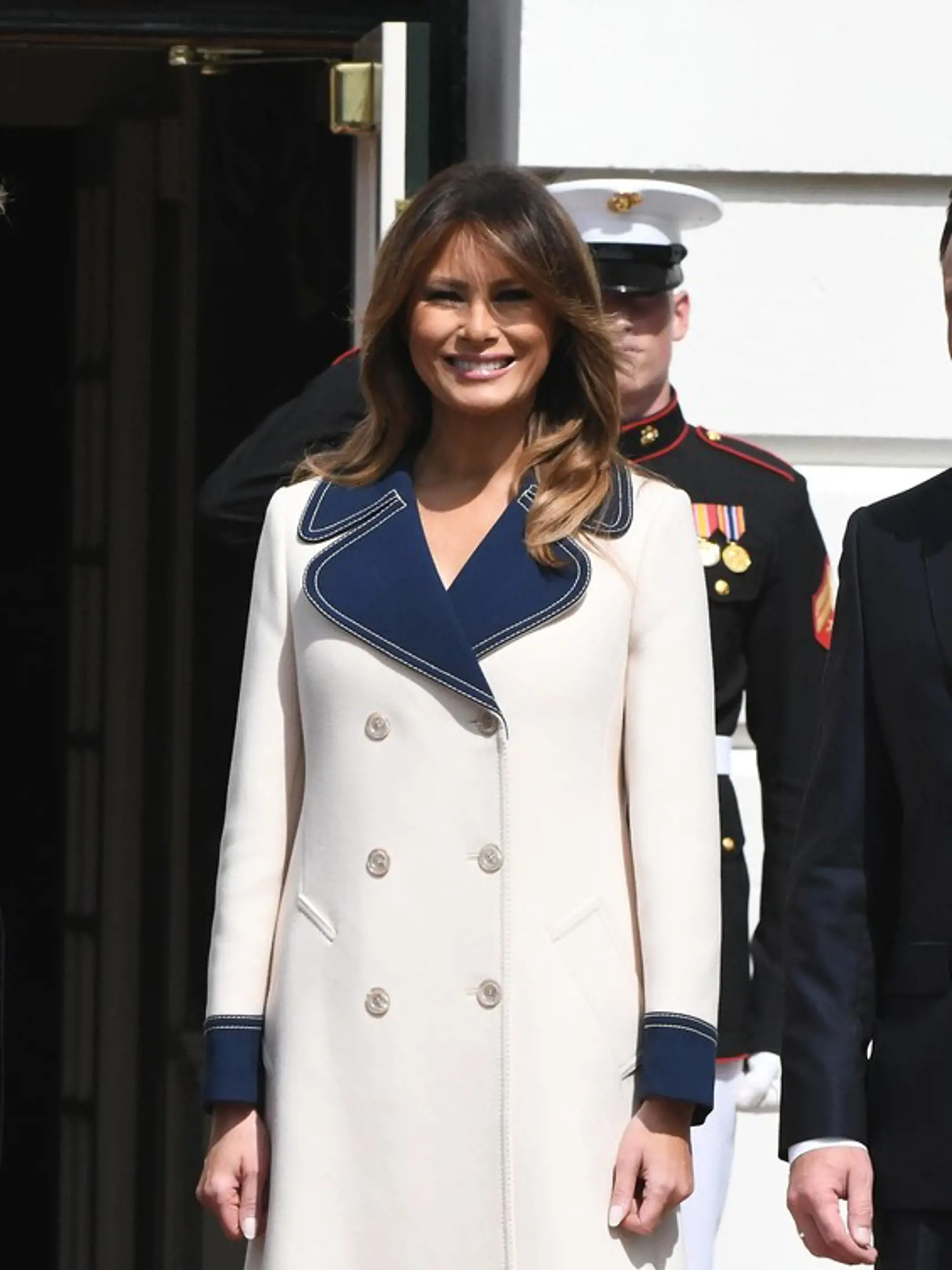 Melania Trump je kráľovná zimných kabátov.