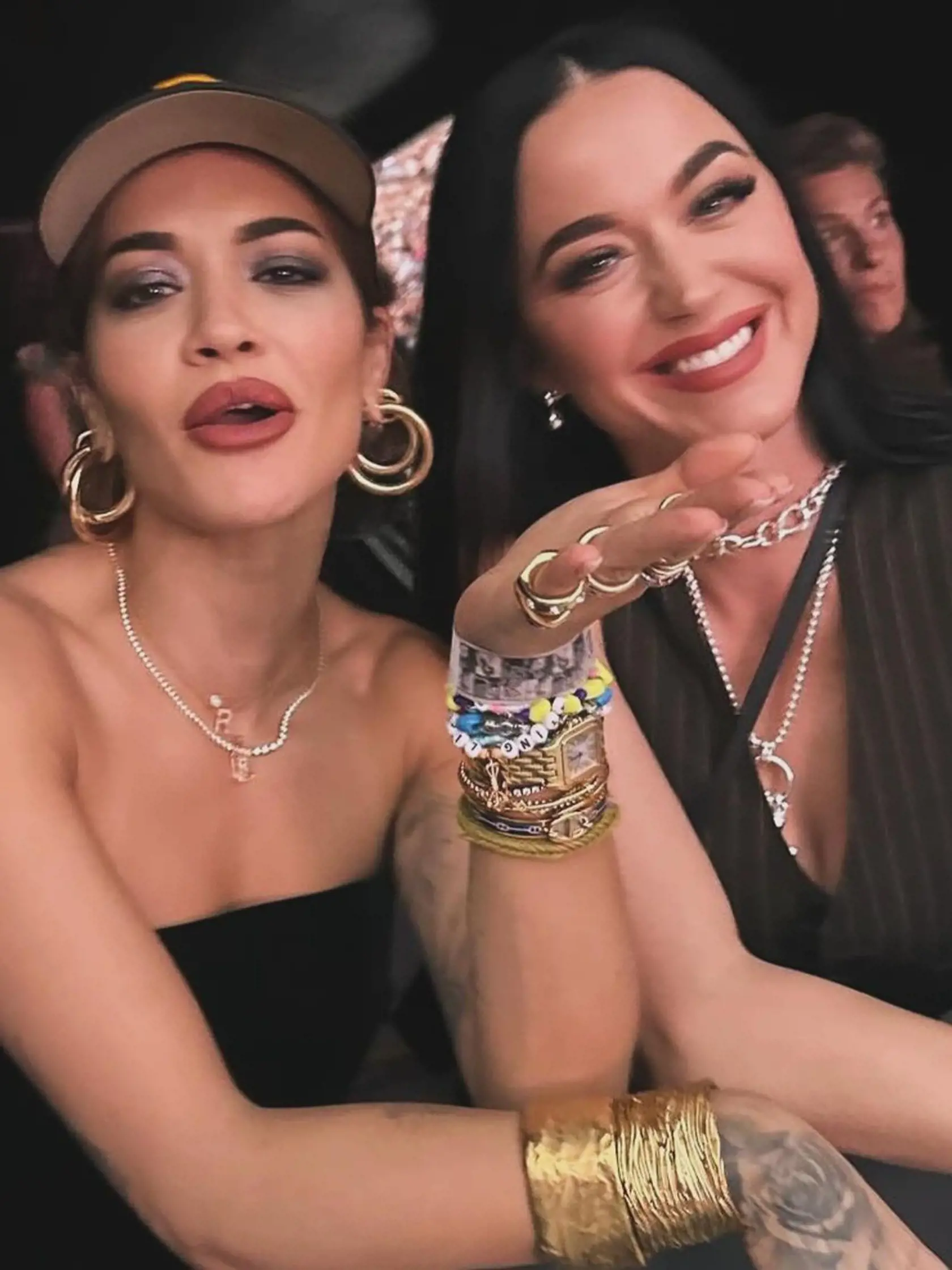 Rita Ora a Katy Perry na koncerte Taylor Swift.