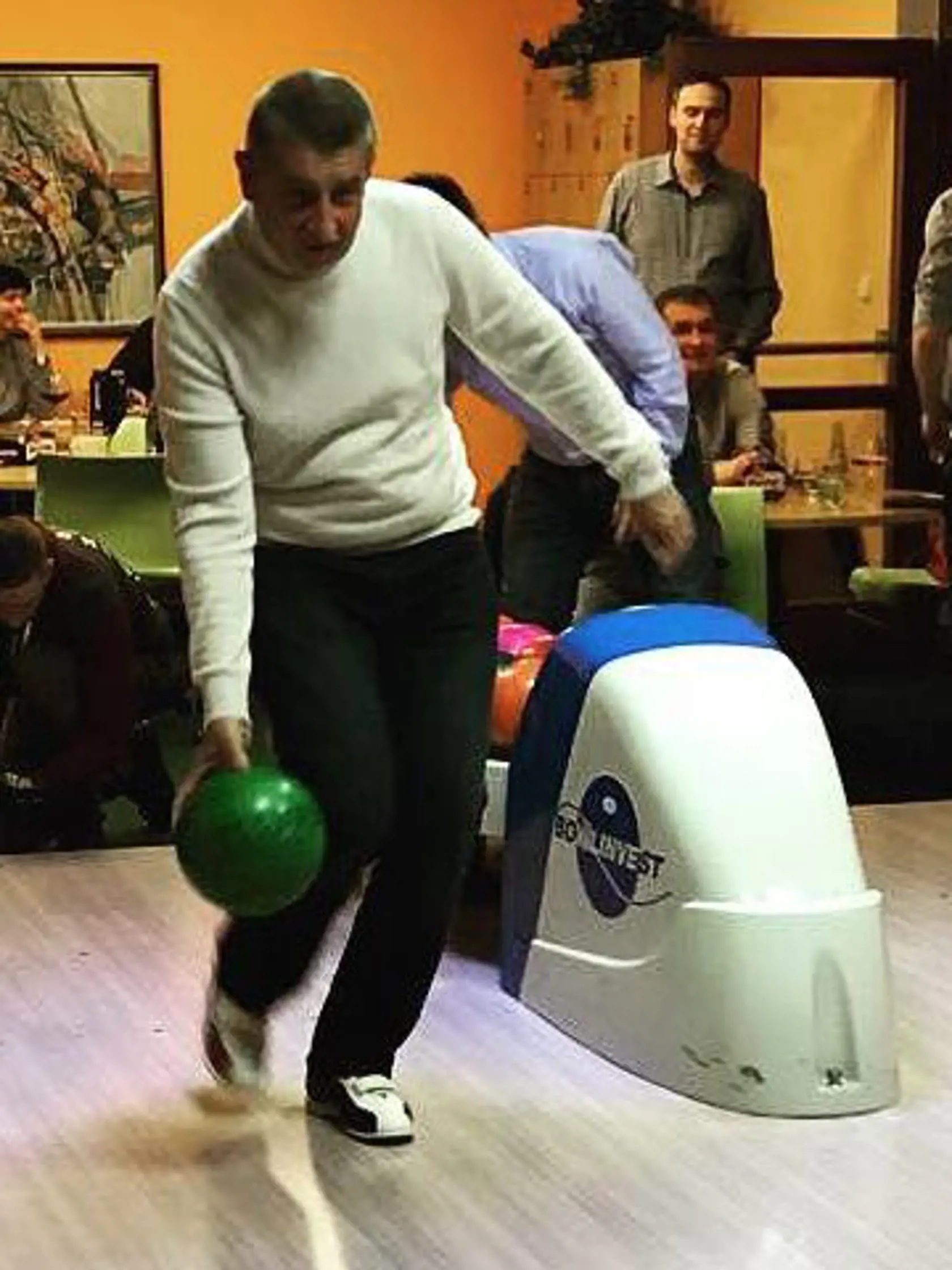 Babiš si užil teambuilding.