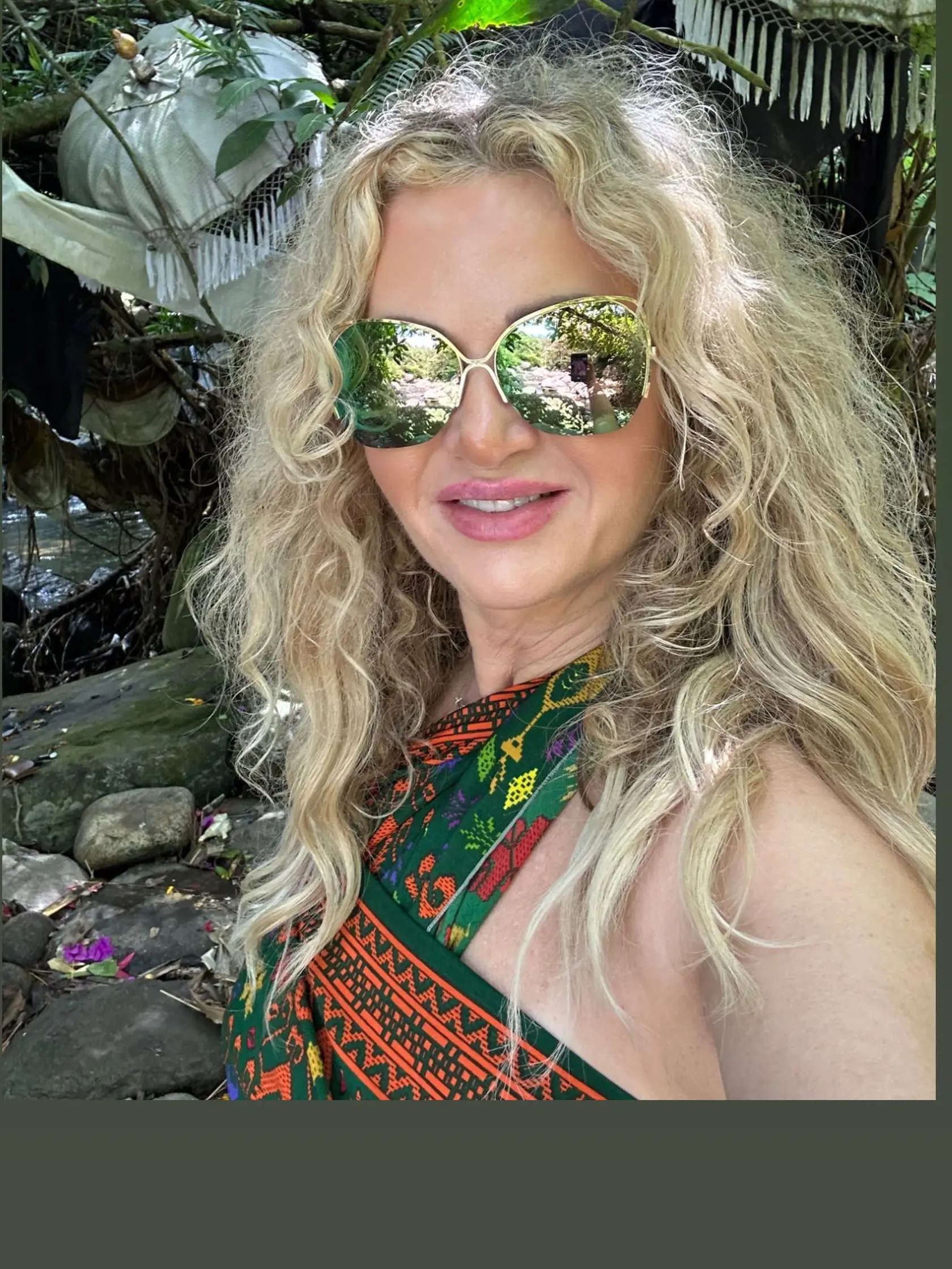 Monika Babišová si s dcérou Vivien užíva exotickú dovolenku na Bali. Zatiaľ, čo jej manžel Andrej Babiš zostal doma v Čechách, Monika pravidelne prispievala na svoj Instagram zážitkami.