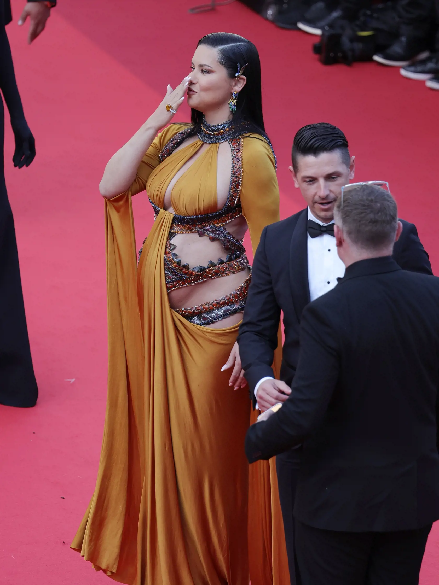 Supermodelka v tehotenstve výrazne pribrala, oplýva však nebývalým šarmom.